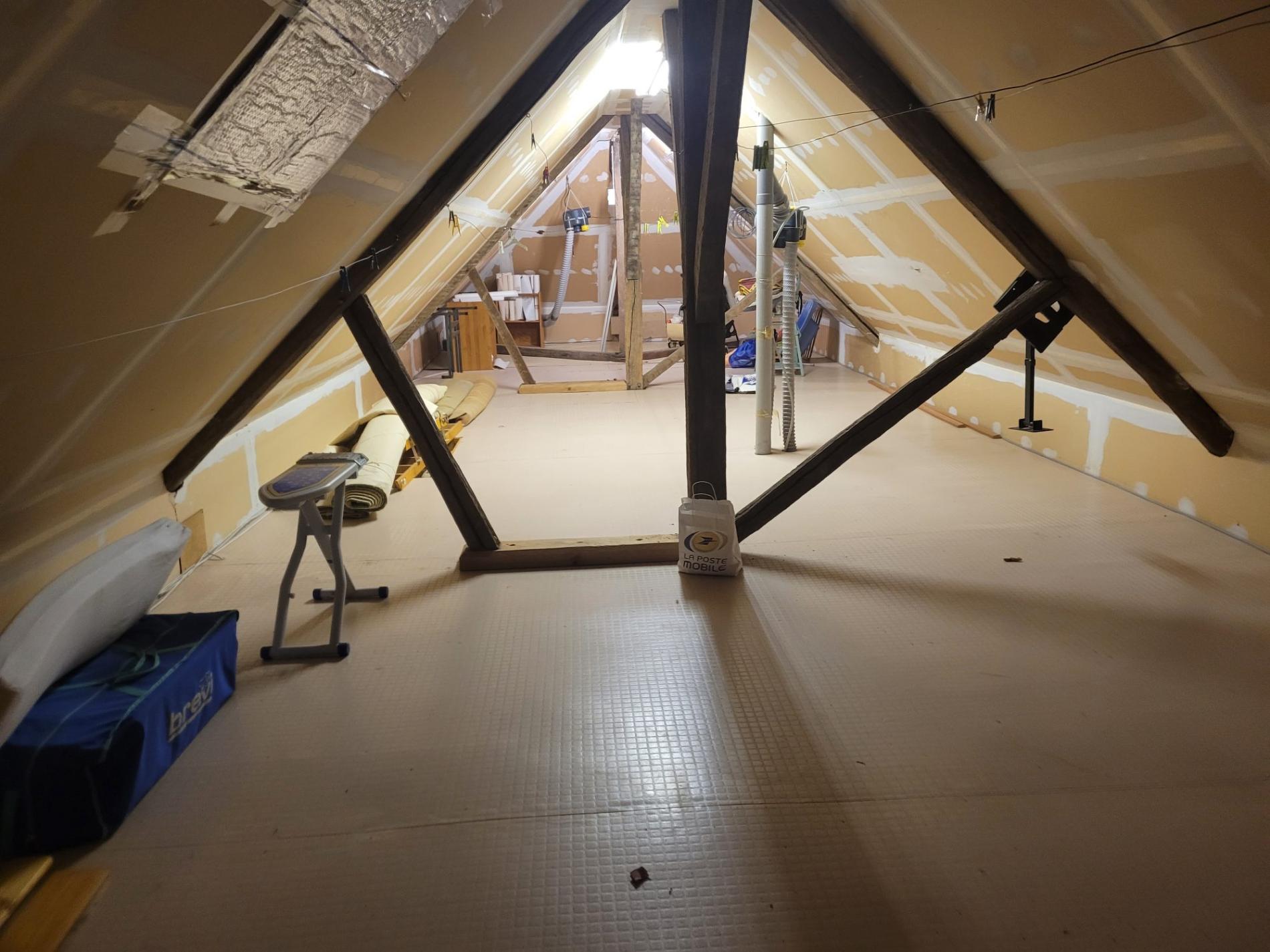 Spacieuse maison de ville !