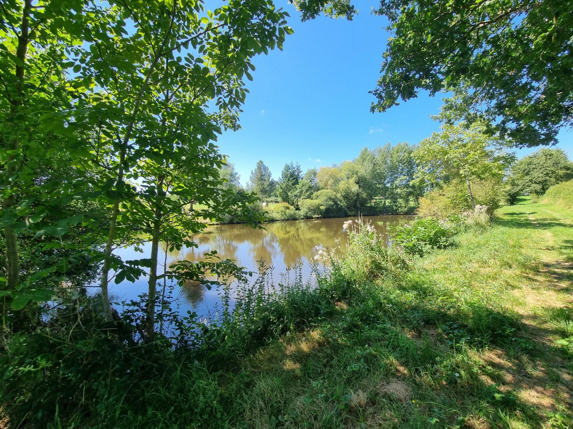 Deux étang isolés !