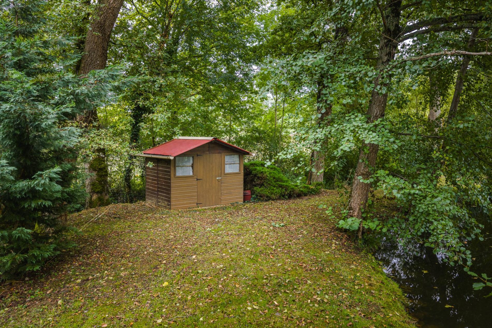 Petit étang en pleine nature !