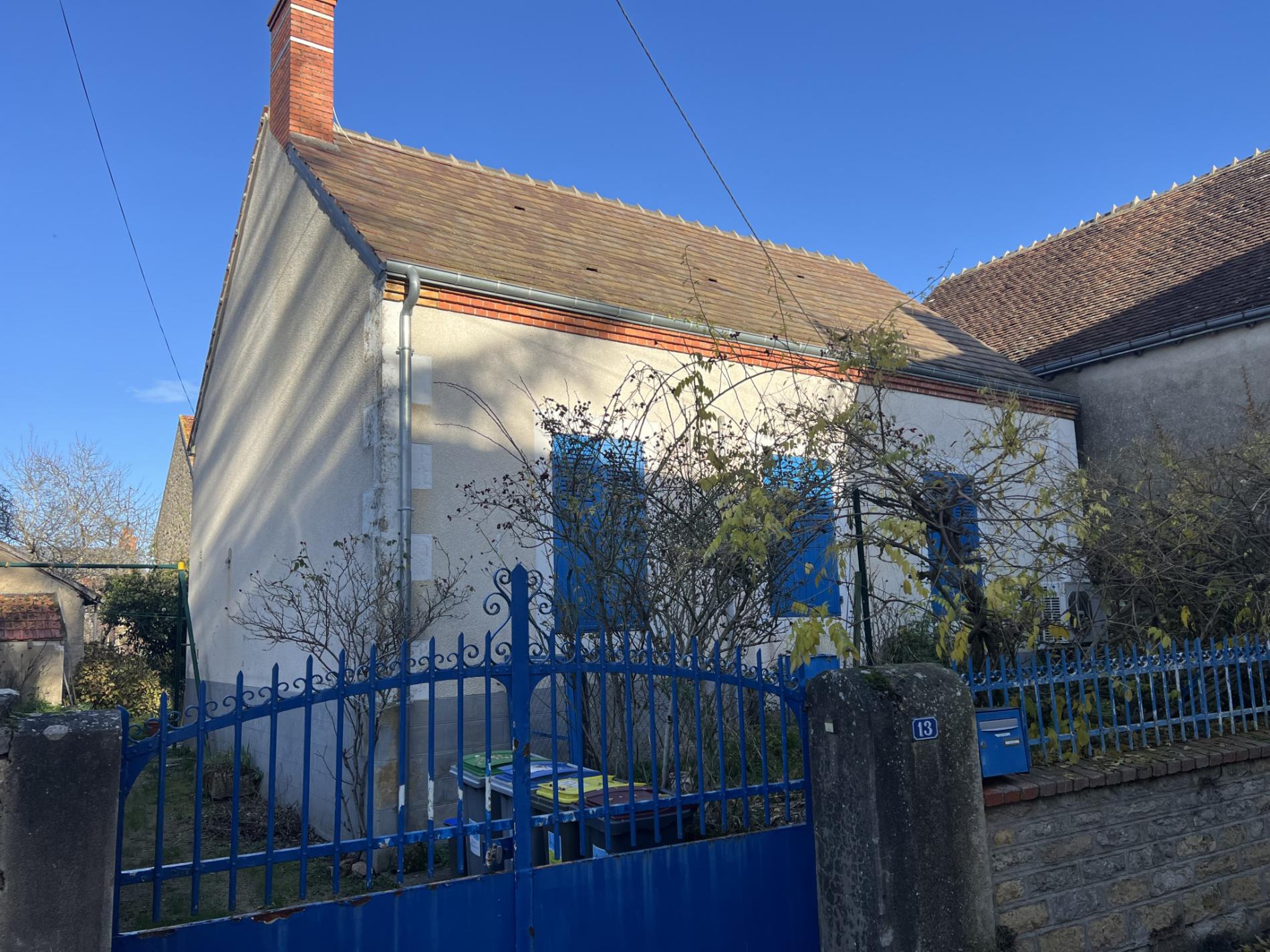 Maison de ville avec dépendances