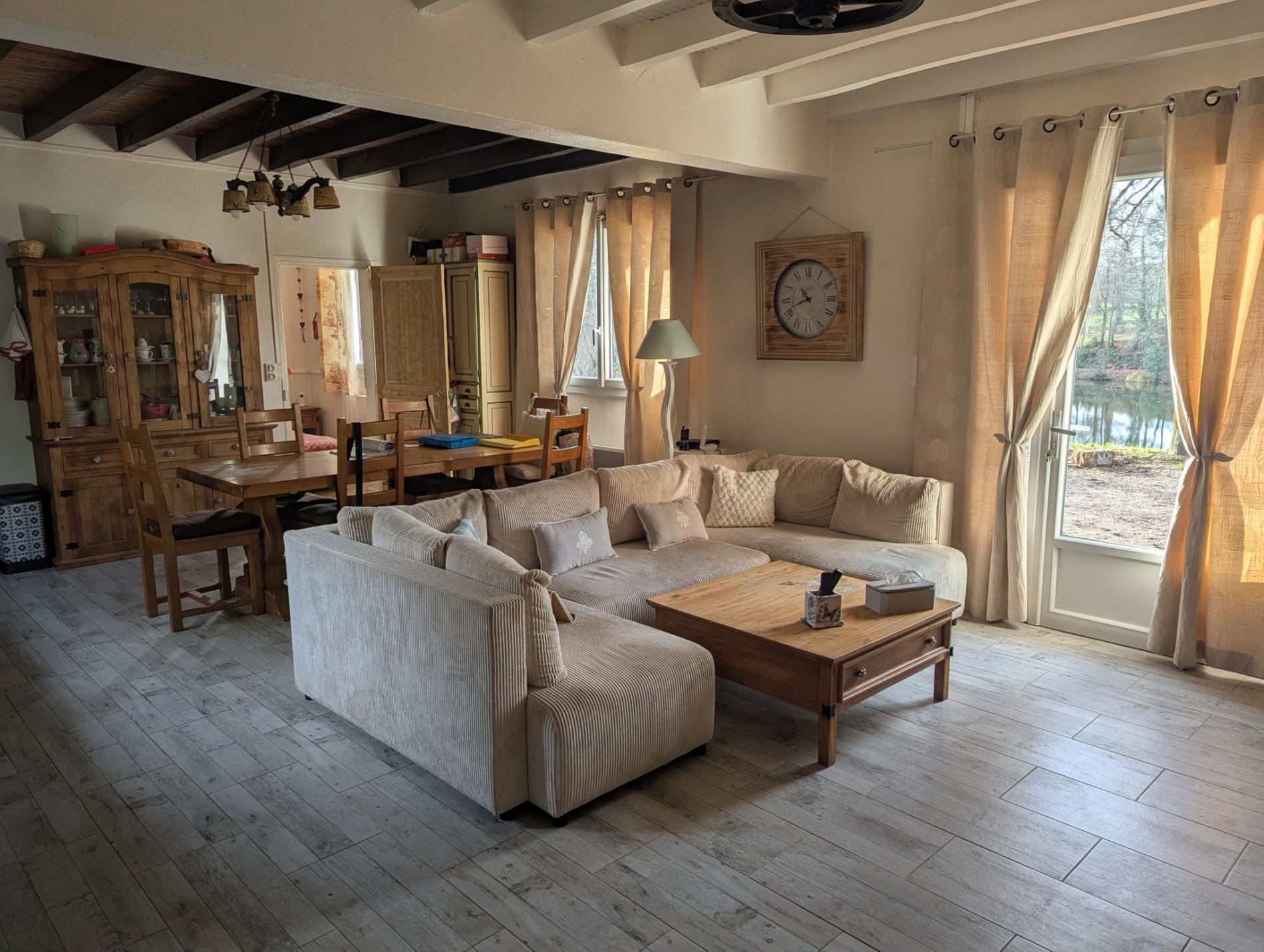 Maison de campagne avec étangs !