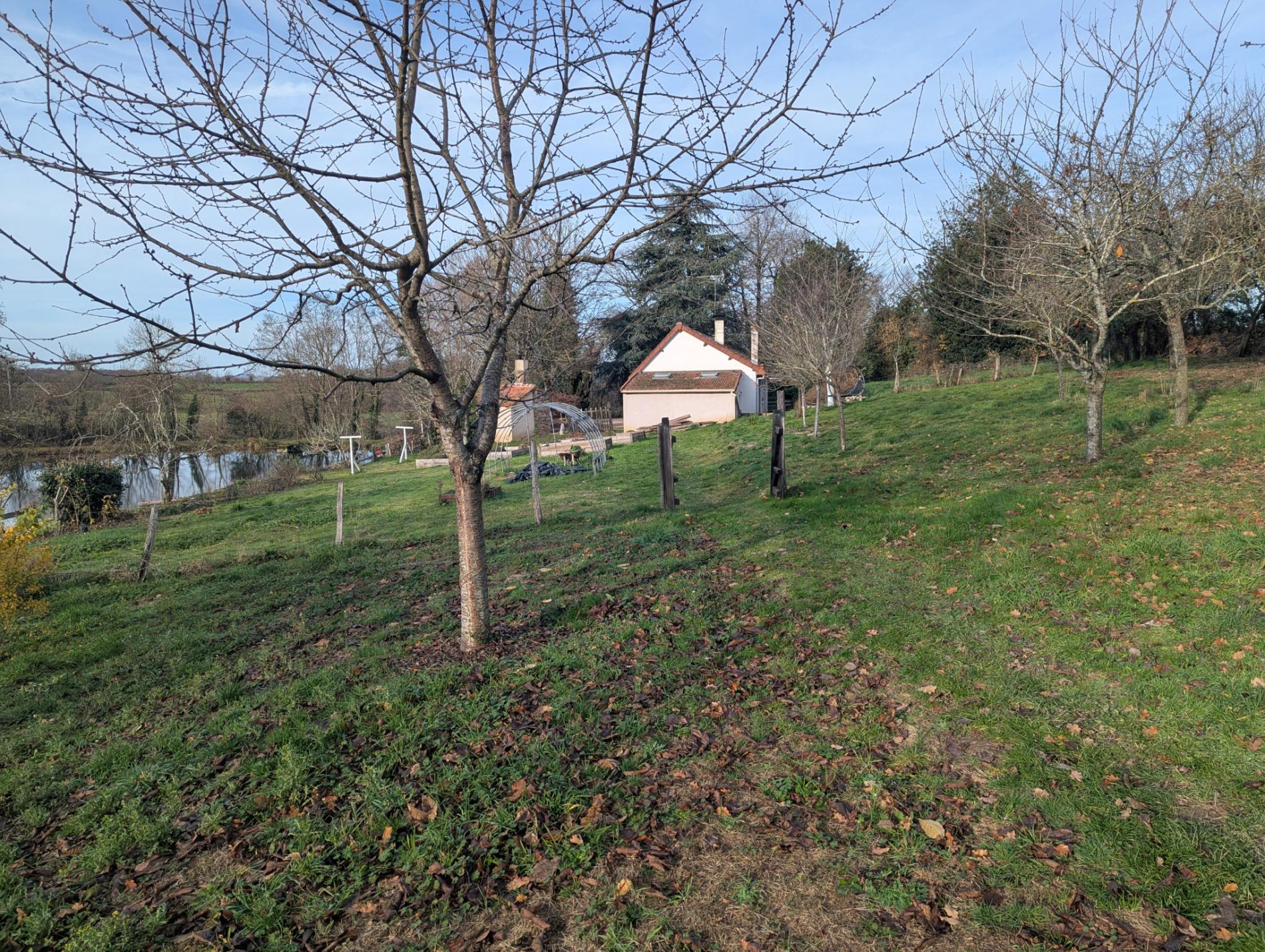 Maison de campagne avec étangs !