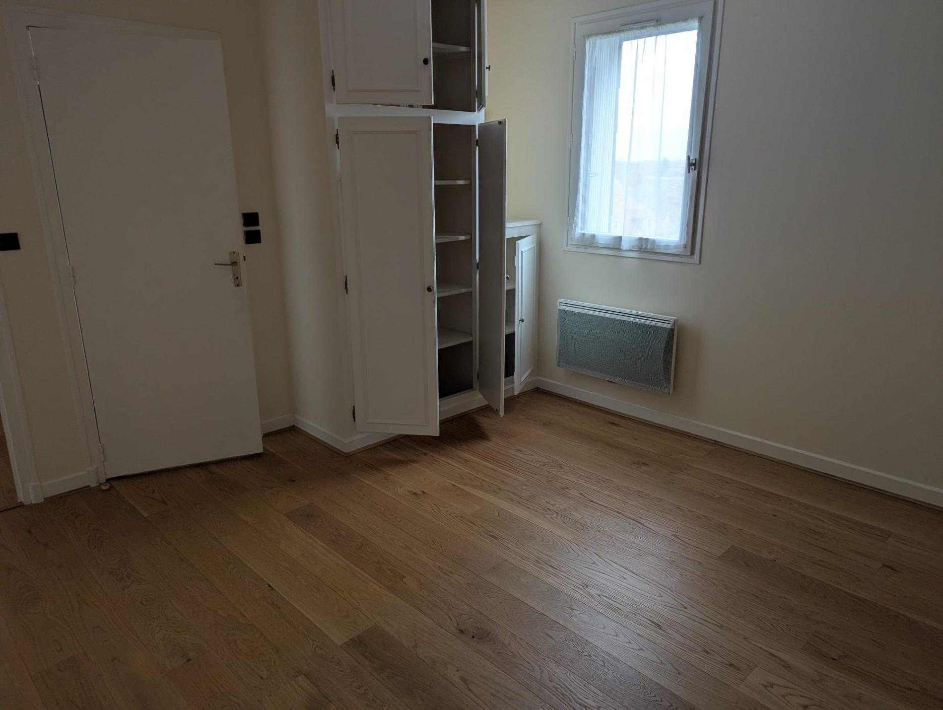 Appartement au dernier étage avec ascenseur !