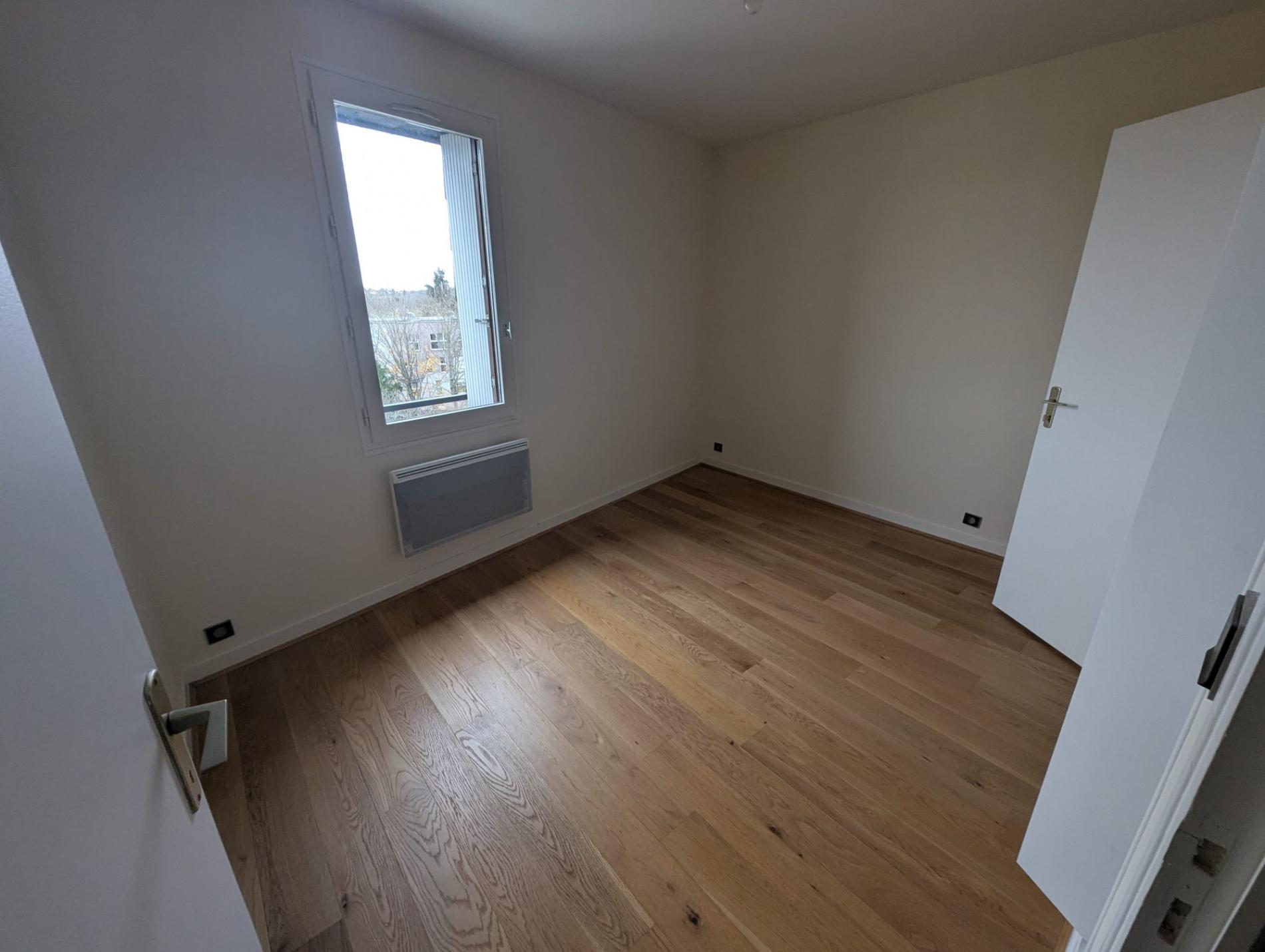 Appartement au dernier étage avec ascenseur !