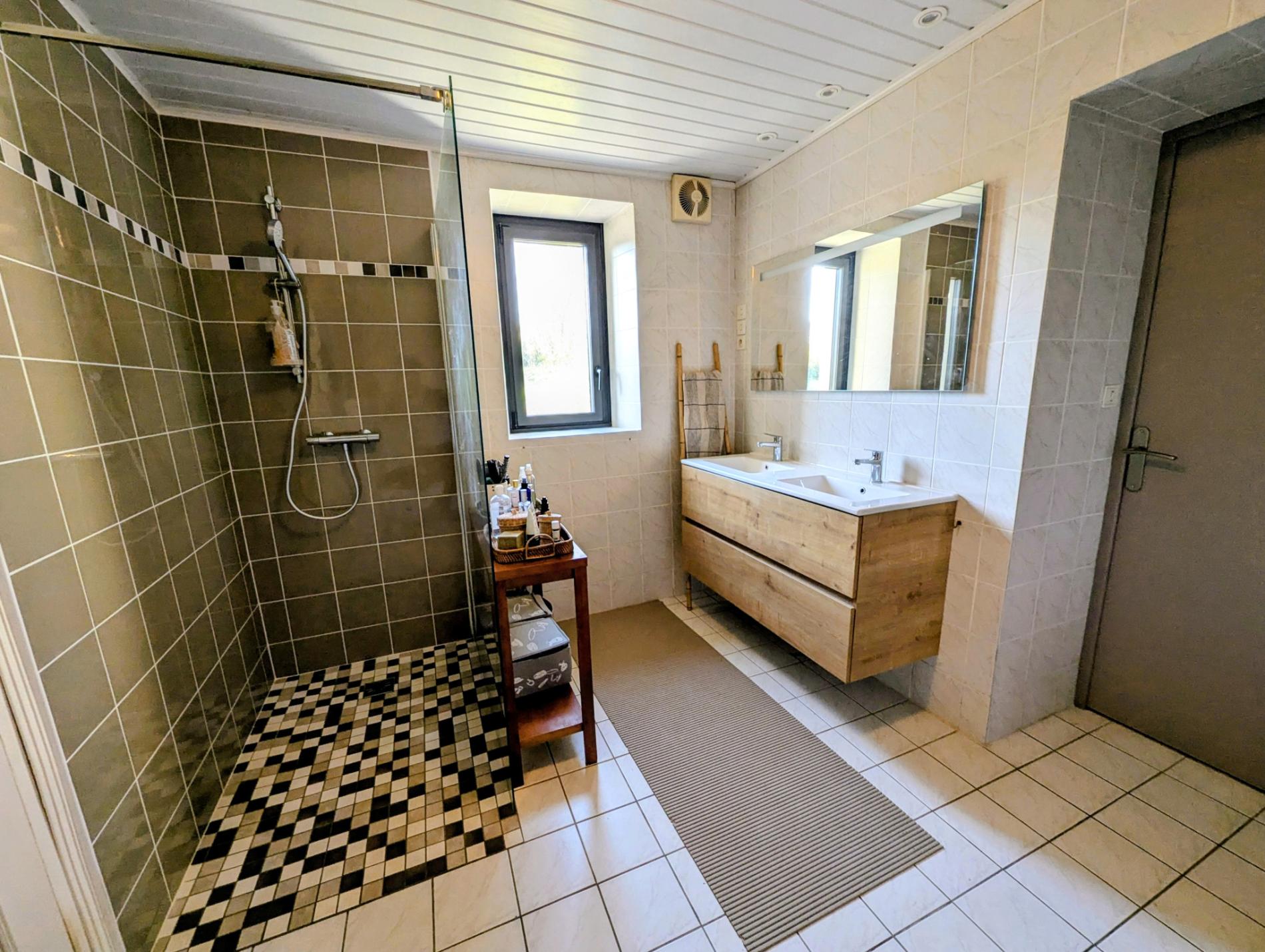 Maison en pierres rénovée !