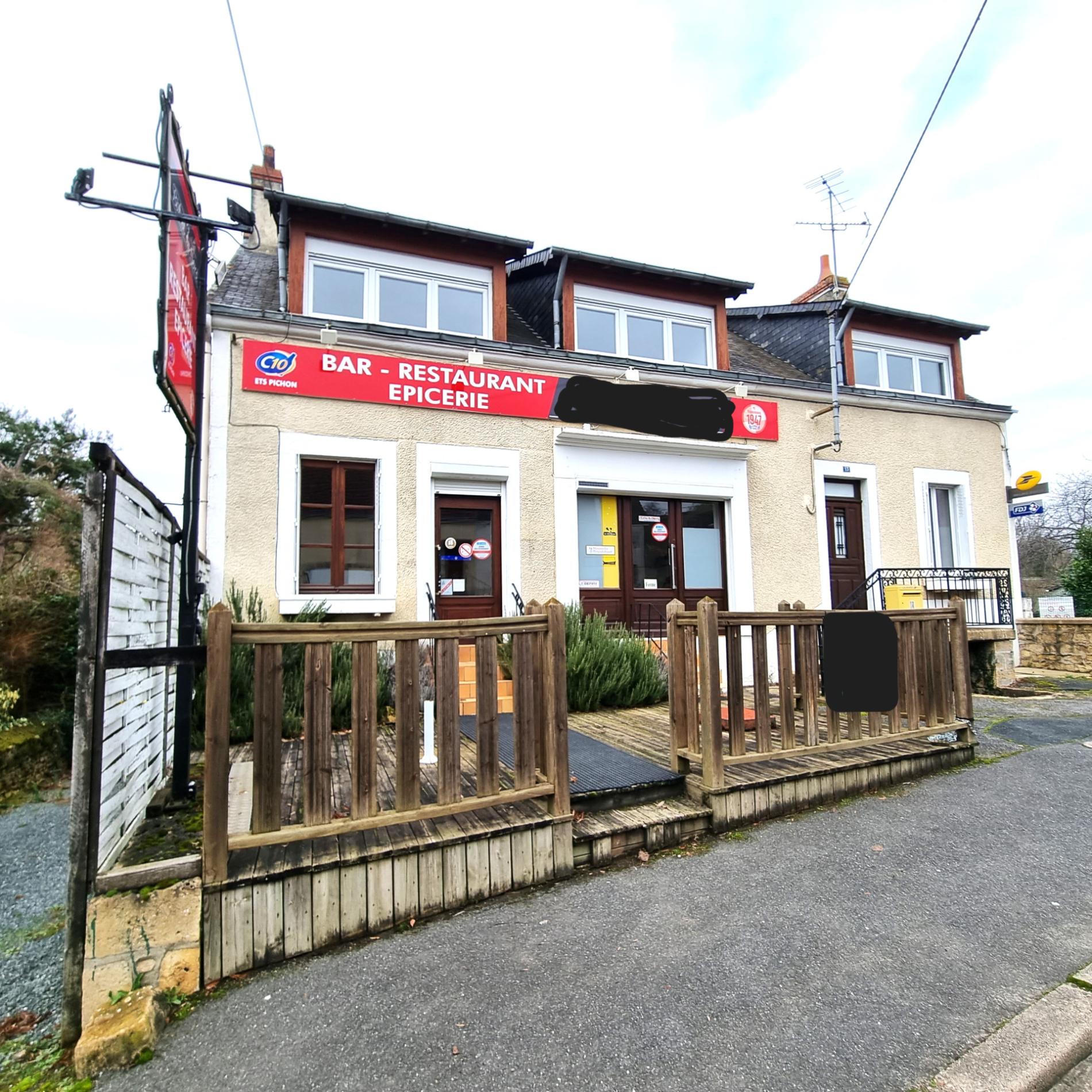 Maison de ville avec commerce !