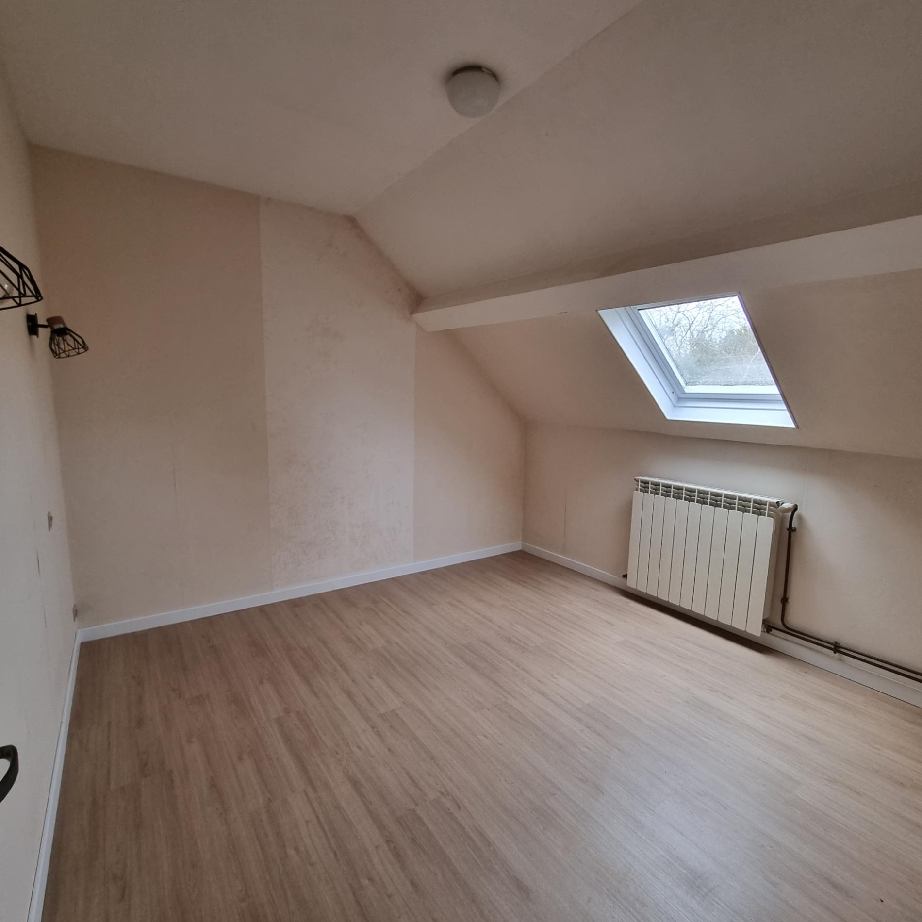 Maison de ville avec commerce !