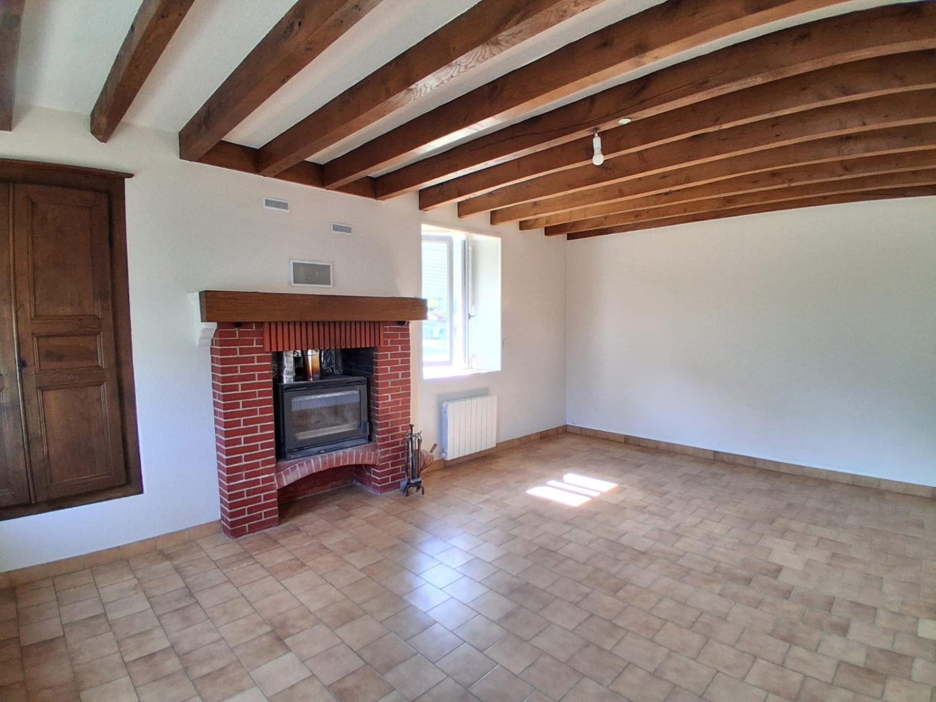 Maison de campagne avec dépendances et terrain !