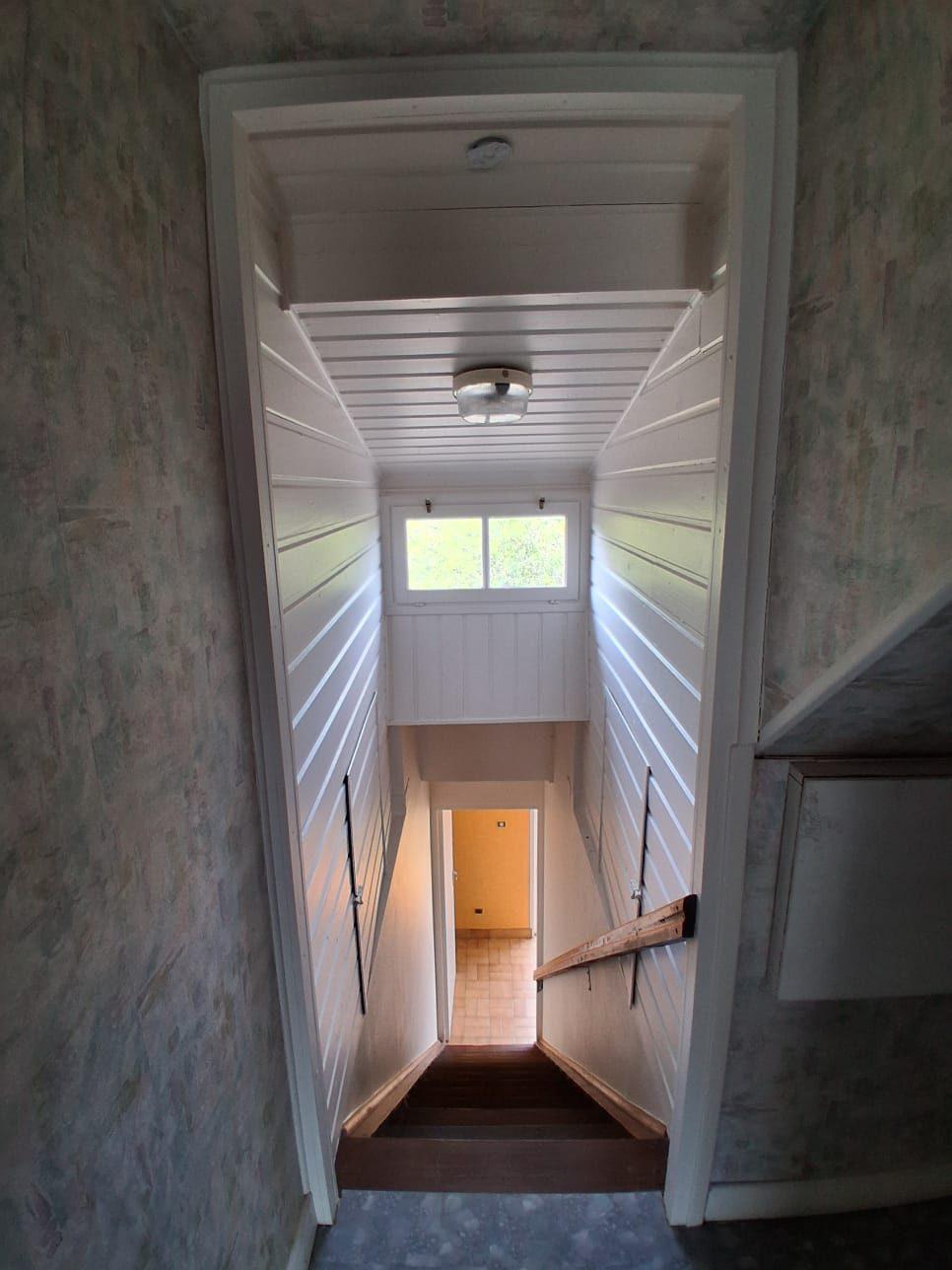 Maison de campagne avec dépendances et terrain !