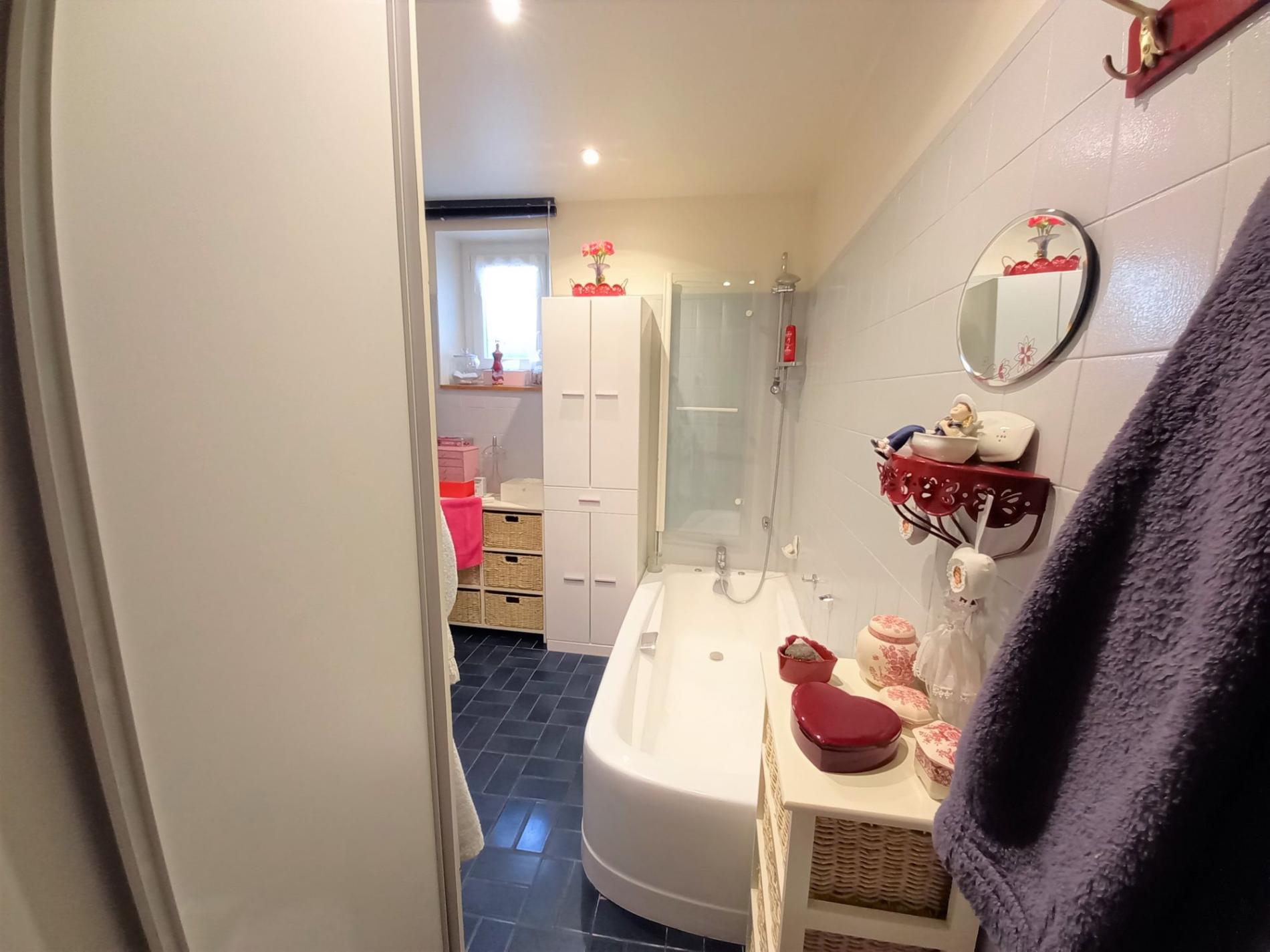 Maison de campagne avec rénovation de qualité !