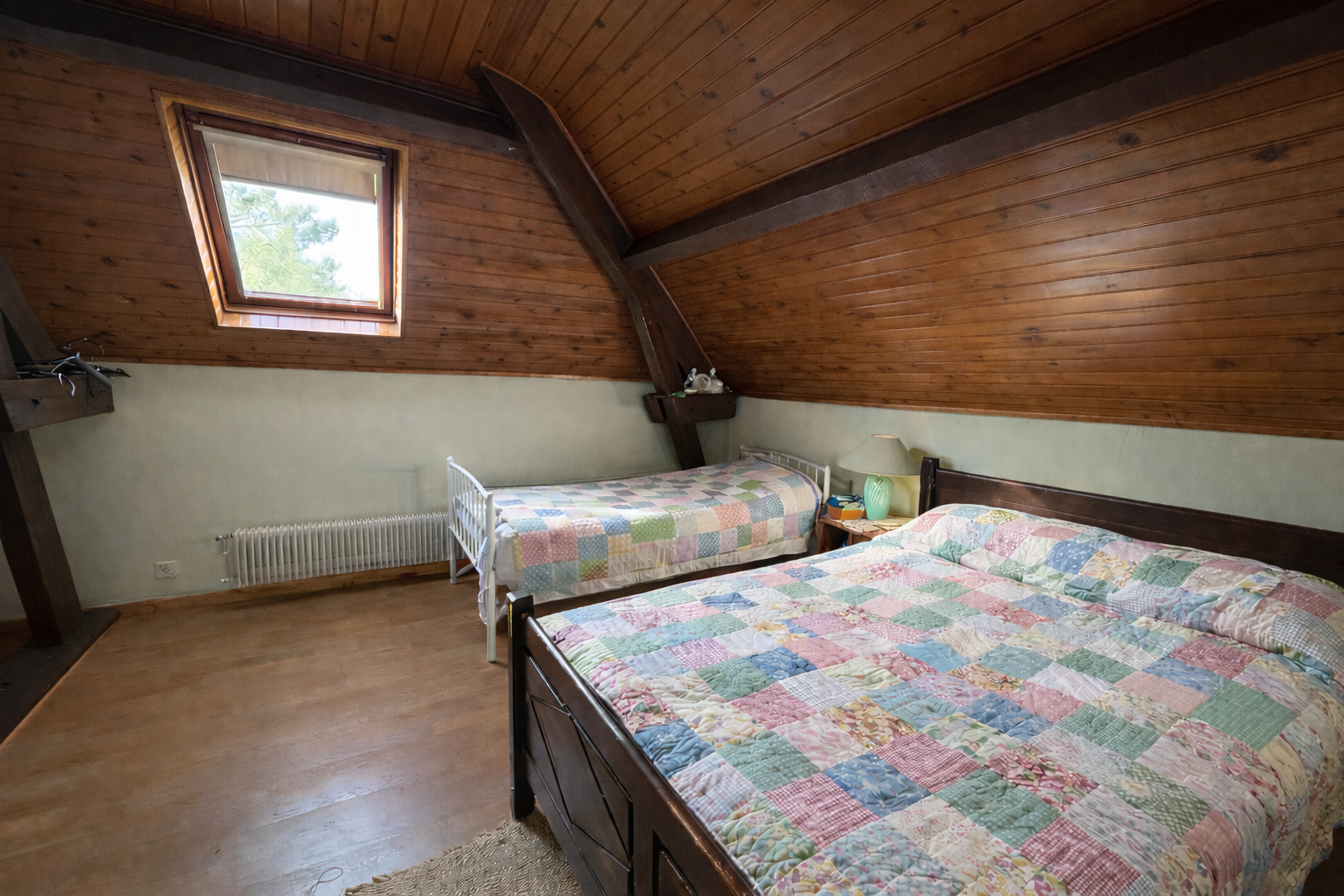 Maison de campagne avec dépendance sur 14ha !