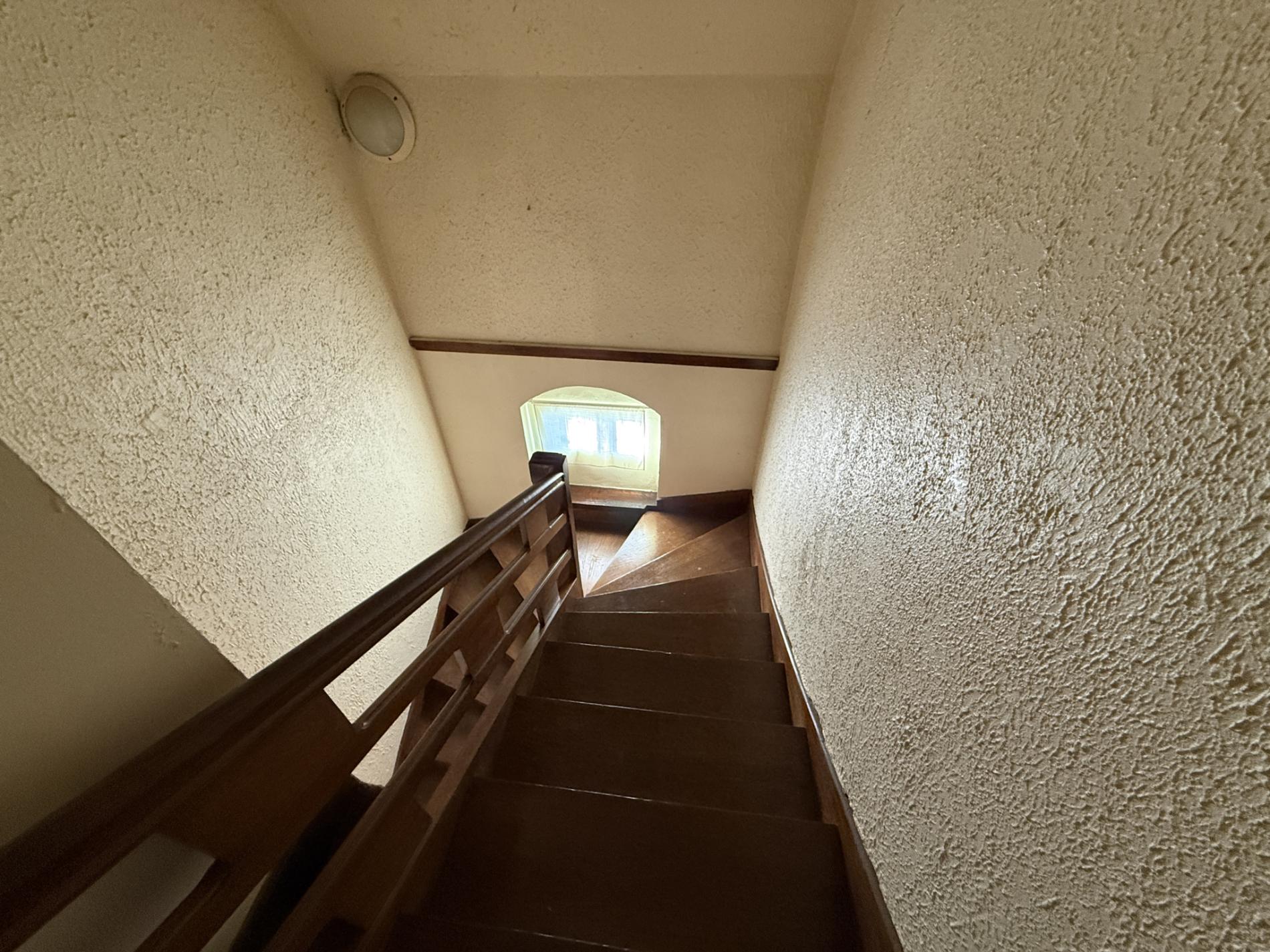 Maison de campagne avec dépendance sur 14ha !