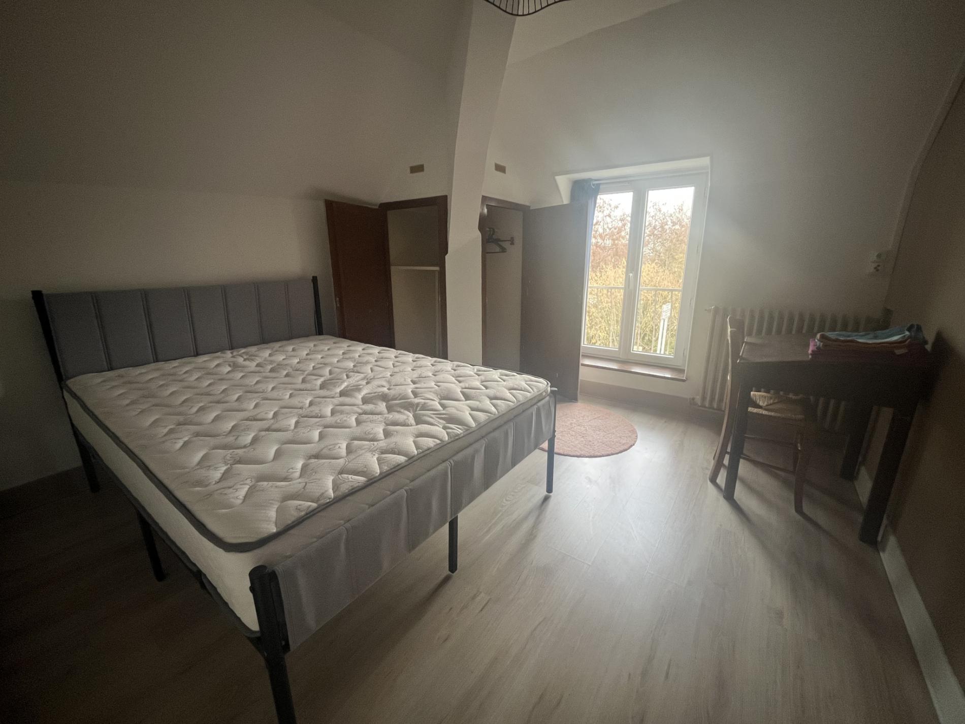 Spacieuse maison de ville avec jardin et dépendance !