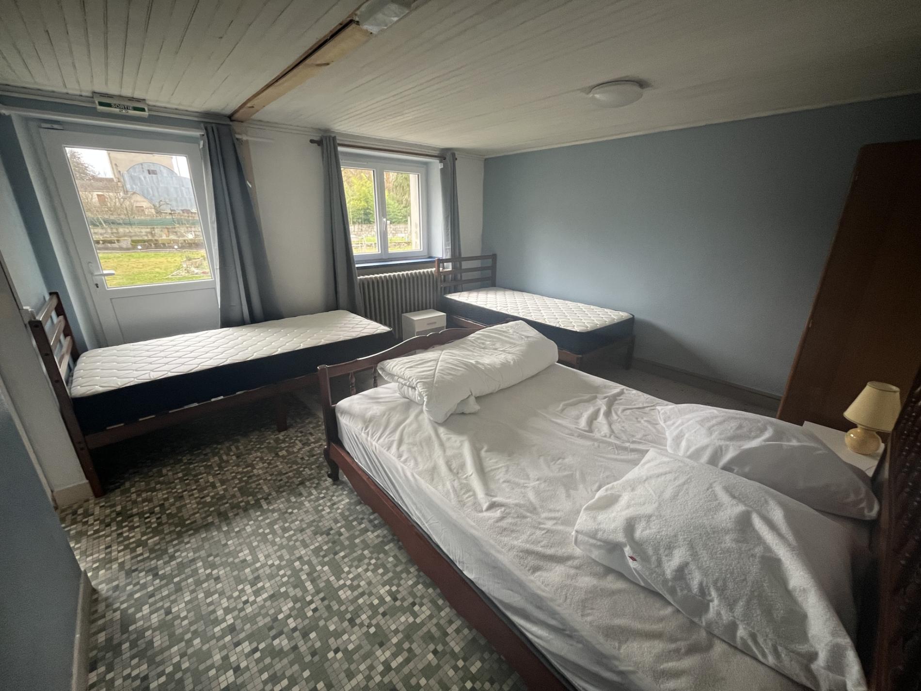 Spacieuse maison de ville avec jardin et dépendance !