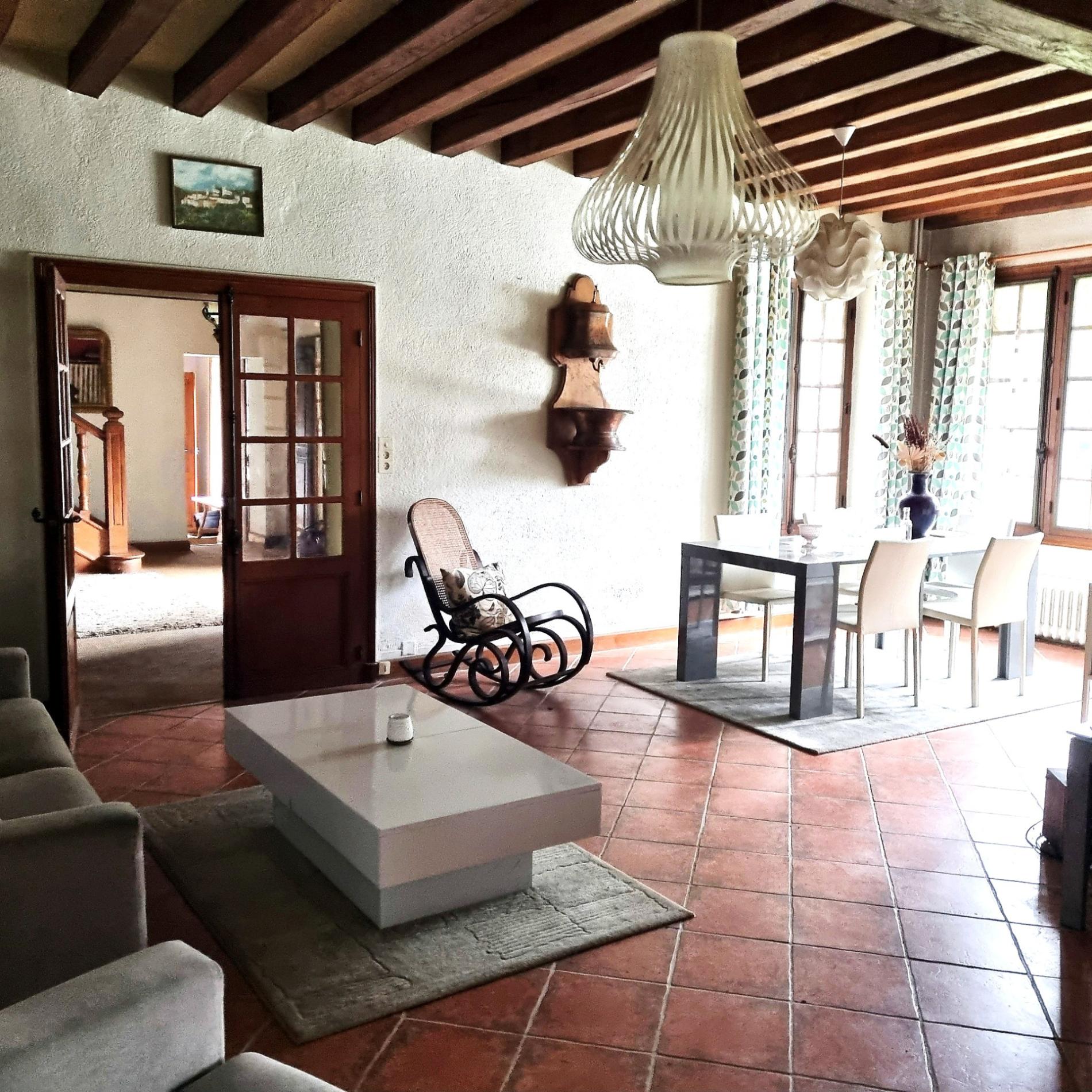 Maison de caractère sur parc paysager de 4 612 m2 avec piscine !