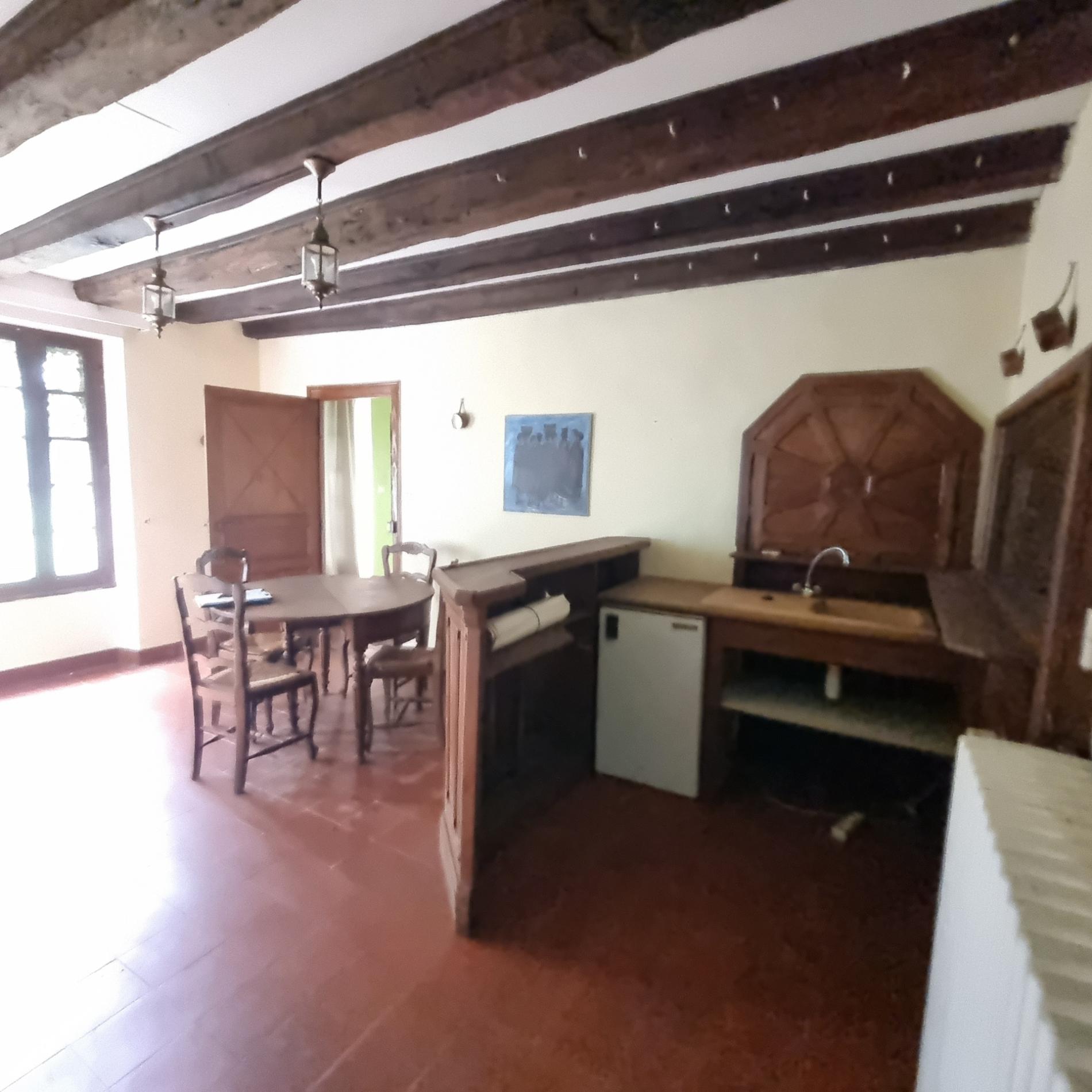 Maison de caractère sur parc paysager de 4 612 m2 avec piscine !