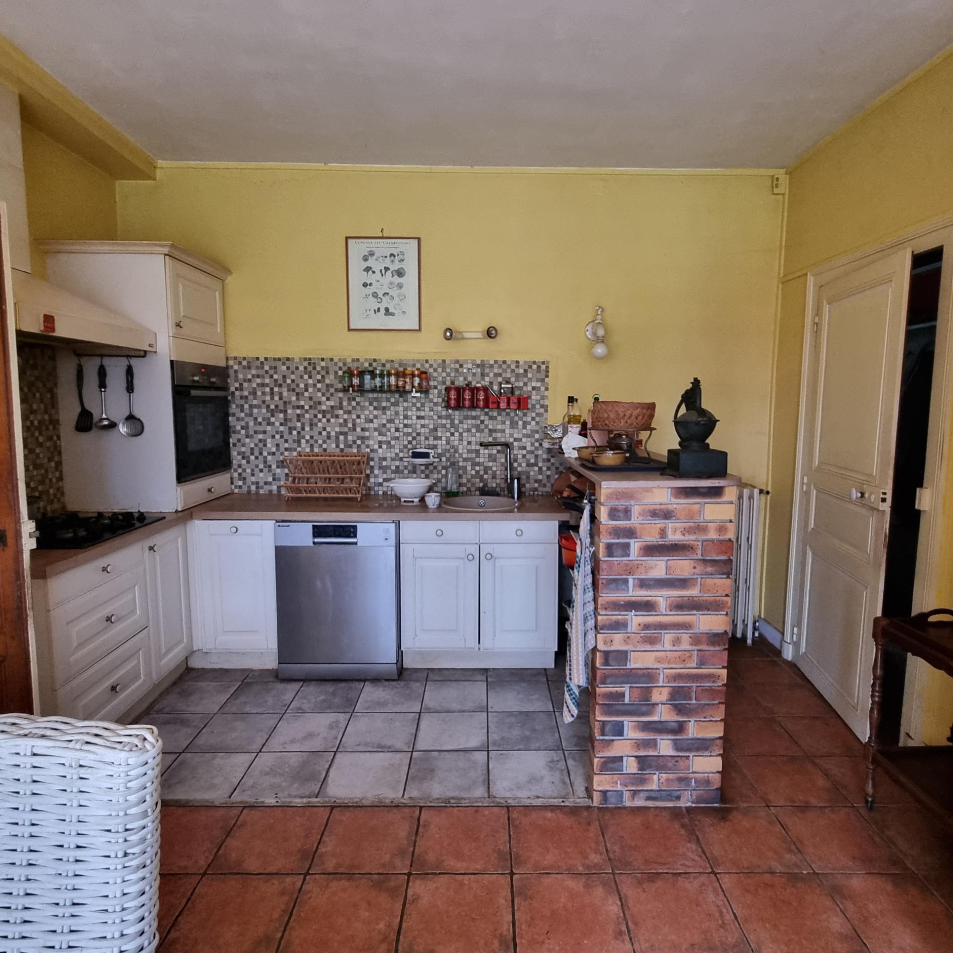 Maison de caractère sur parc paysager de 4 612 m2 avec piscine !