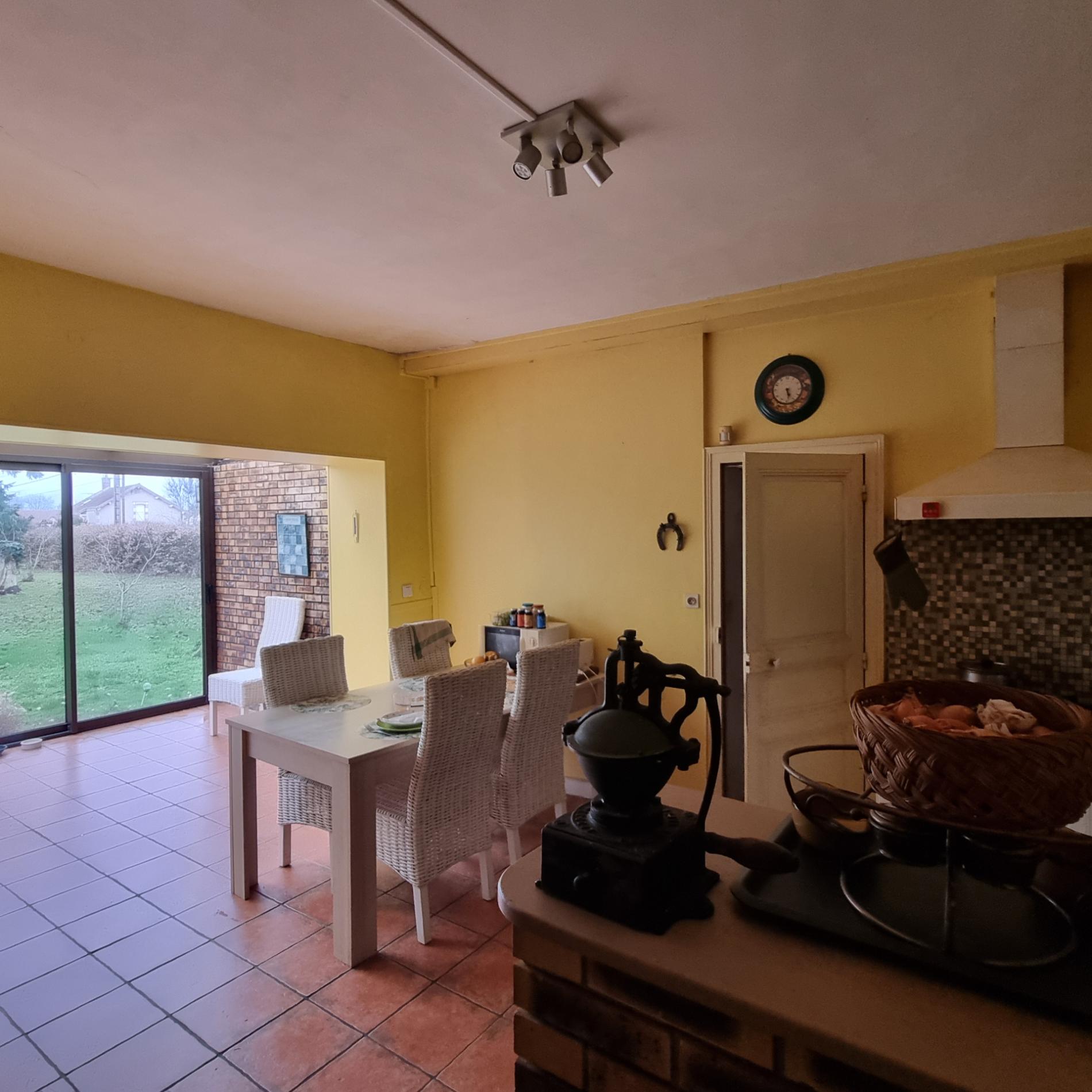 Maison de caractère sur parc paysager de 4 612 m2 avec piscine !