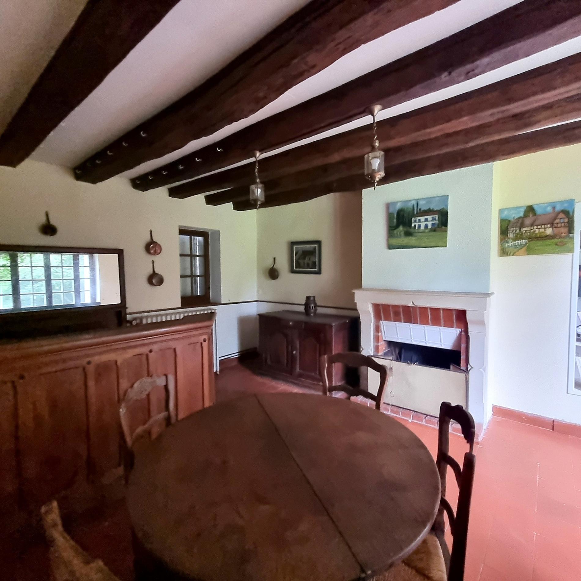 Maison de caractère sur parc paysager de 4 612 m2 avec piscine !