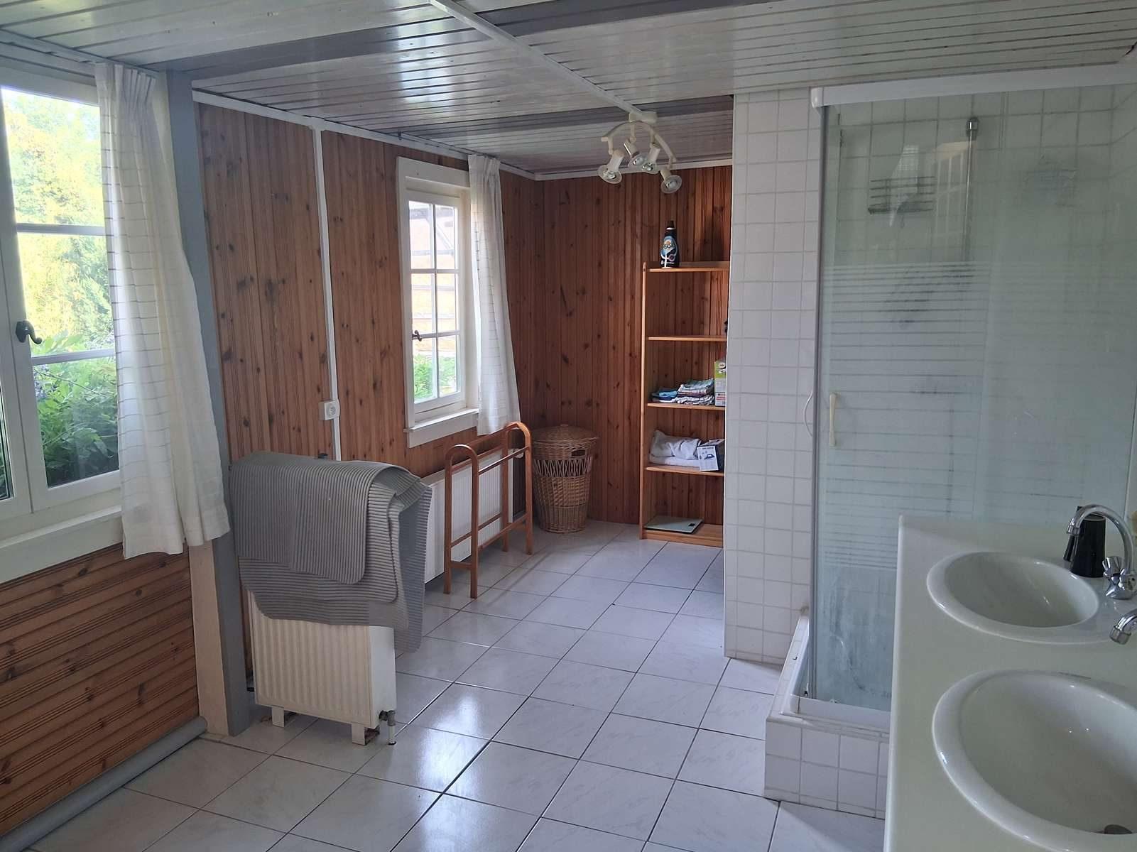 Maison de ville avec garage !