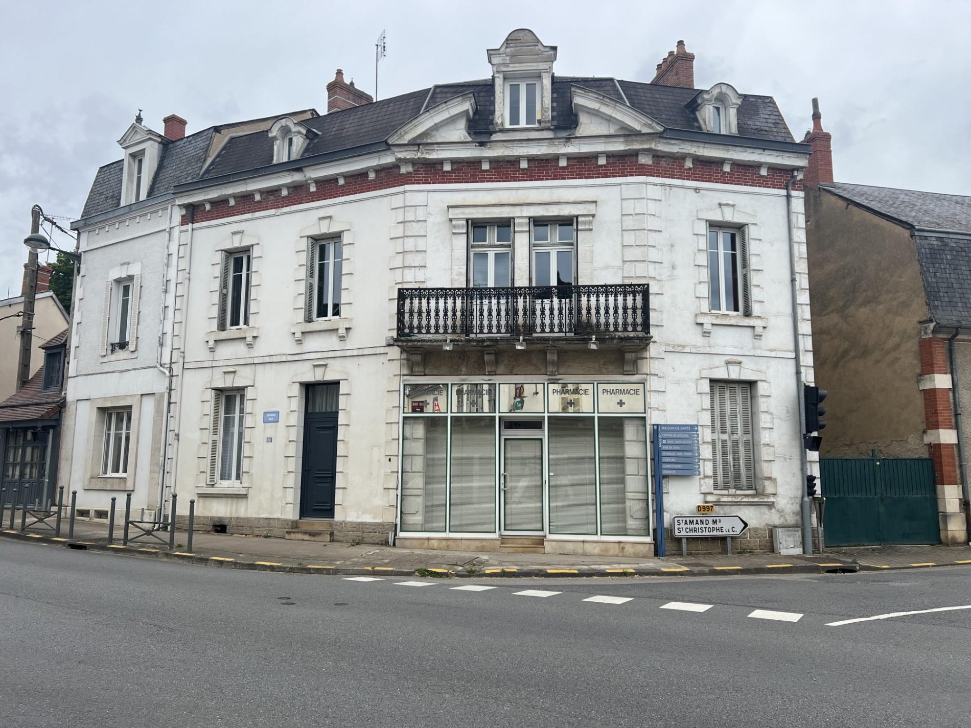 Spacieuse Maison de ville !