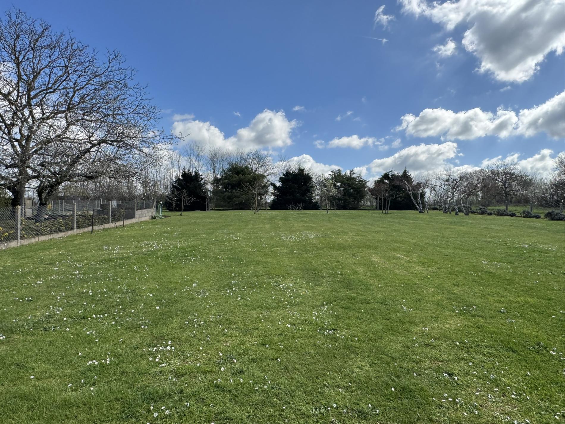 Pavillon proche centre ville !