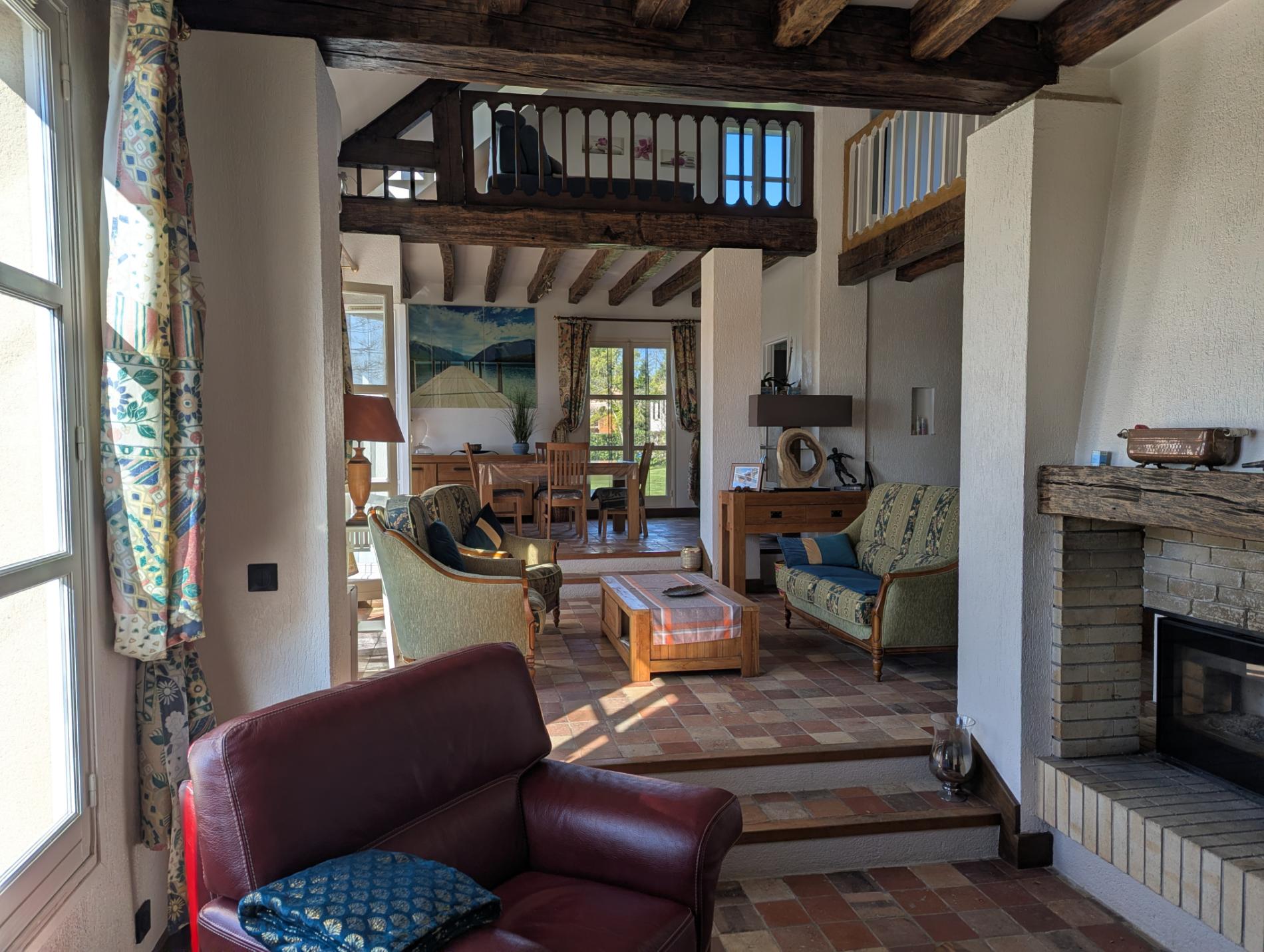 Maison d'architecte avec vue imprenable sur la Vallée !