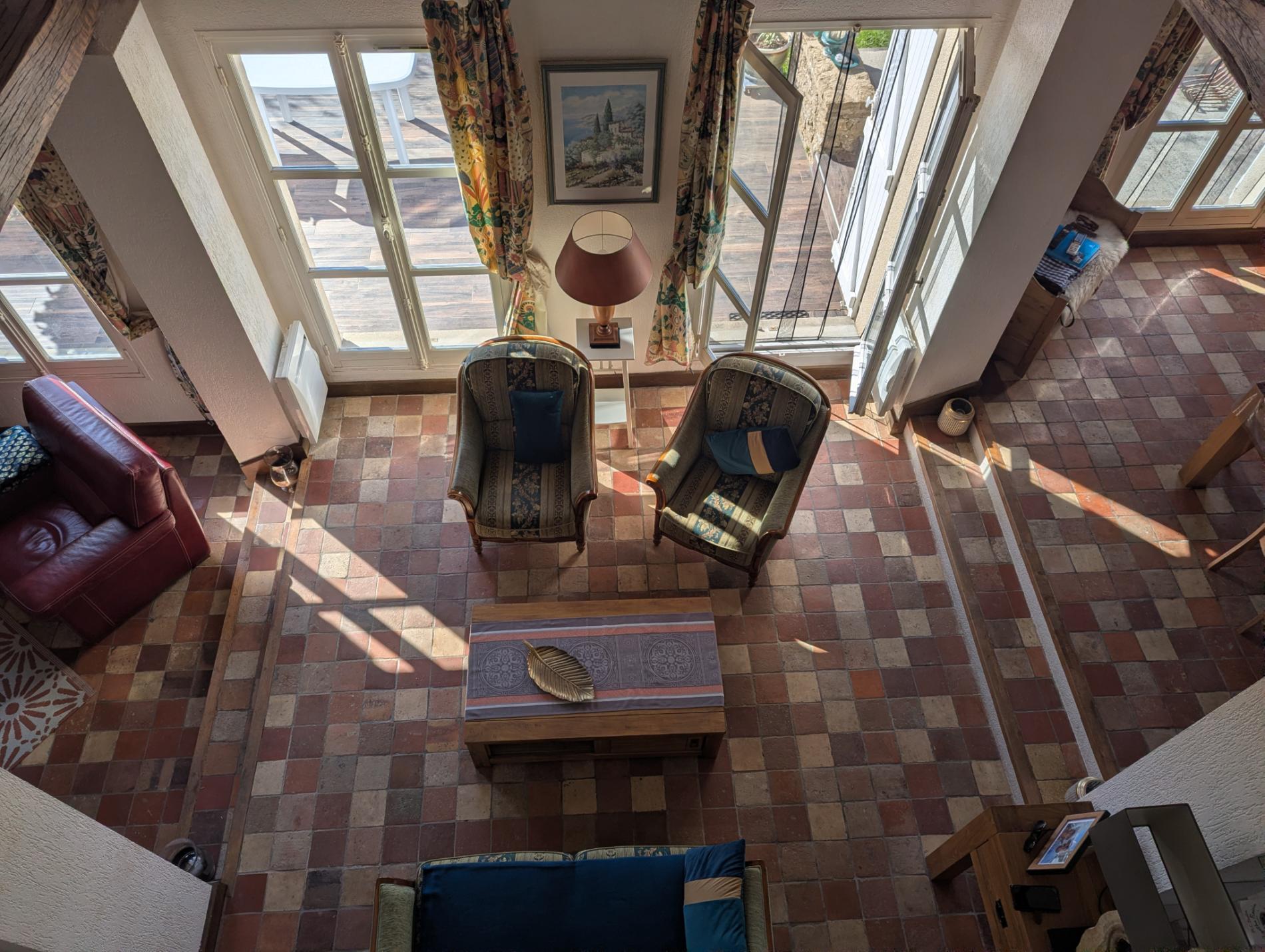 Maison d'architecte avec vue imprenable sur la Vallée !