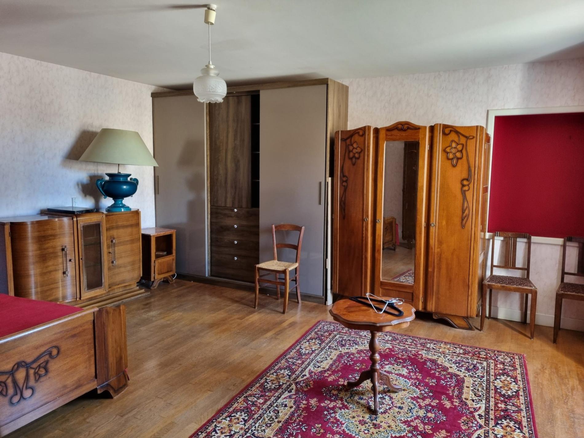 Maison de plain pied avec jardin et garage !