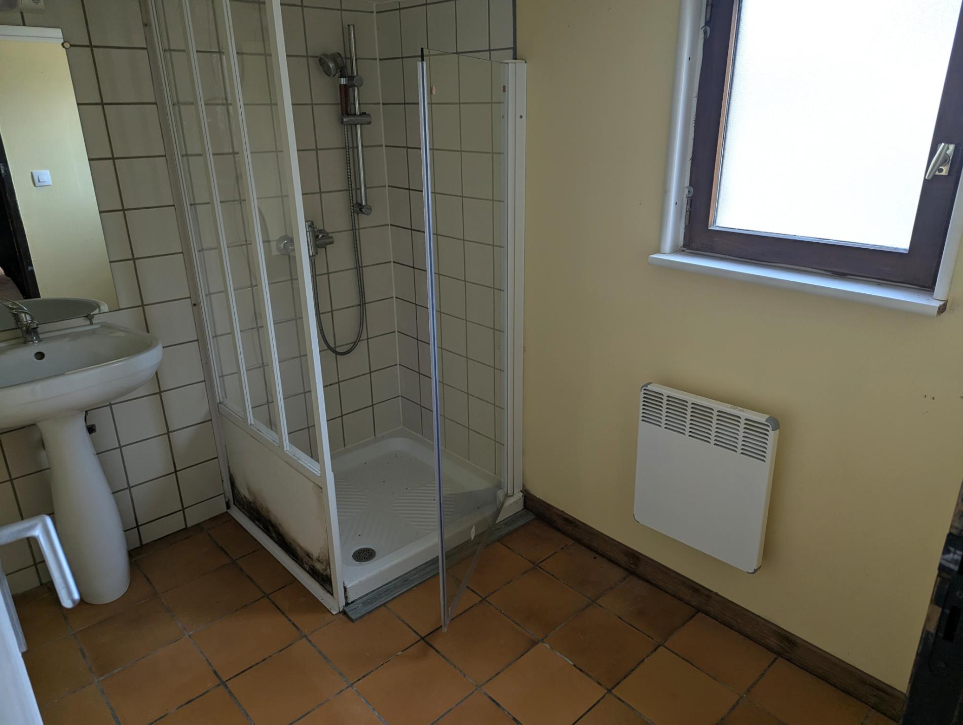 Maison d'habitation au cœur d'un petit hameau !