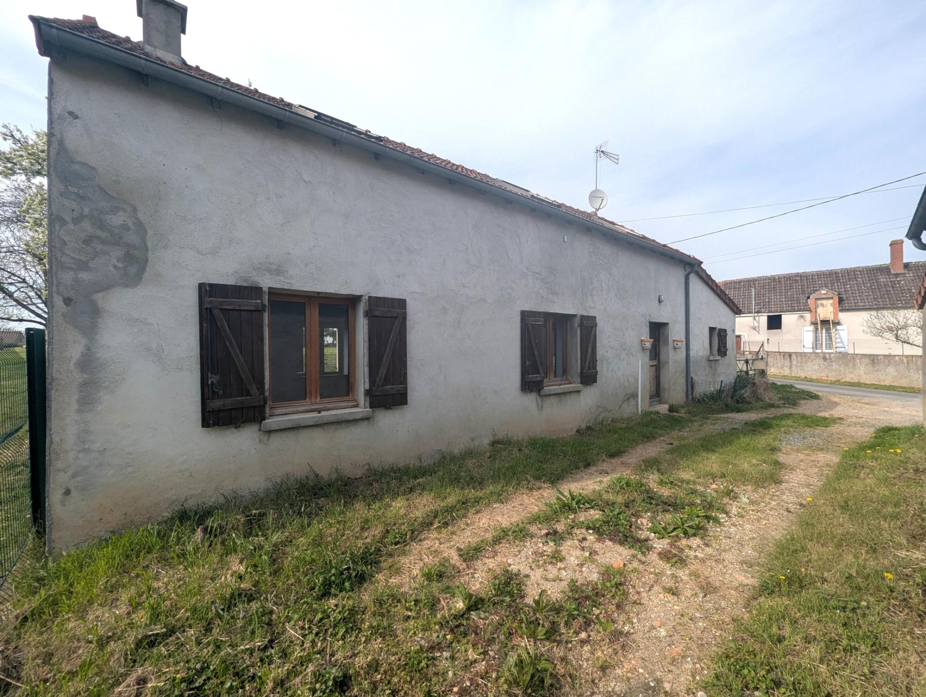 Maison d'habitation au cœur d'un petit hameau !