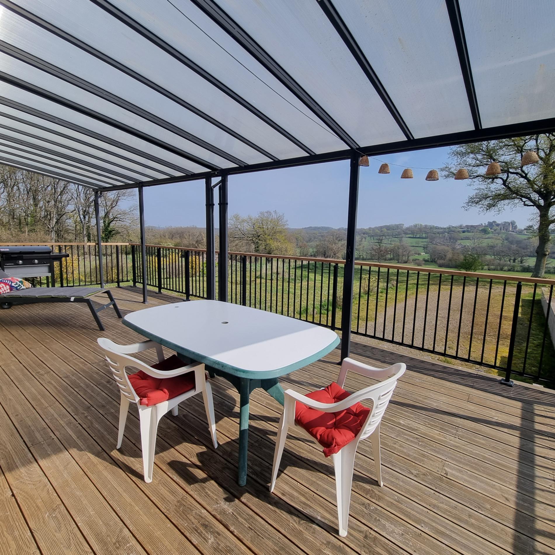 Superbe construction traditionnelle avec vue panoramique !