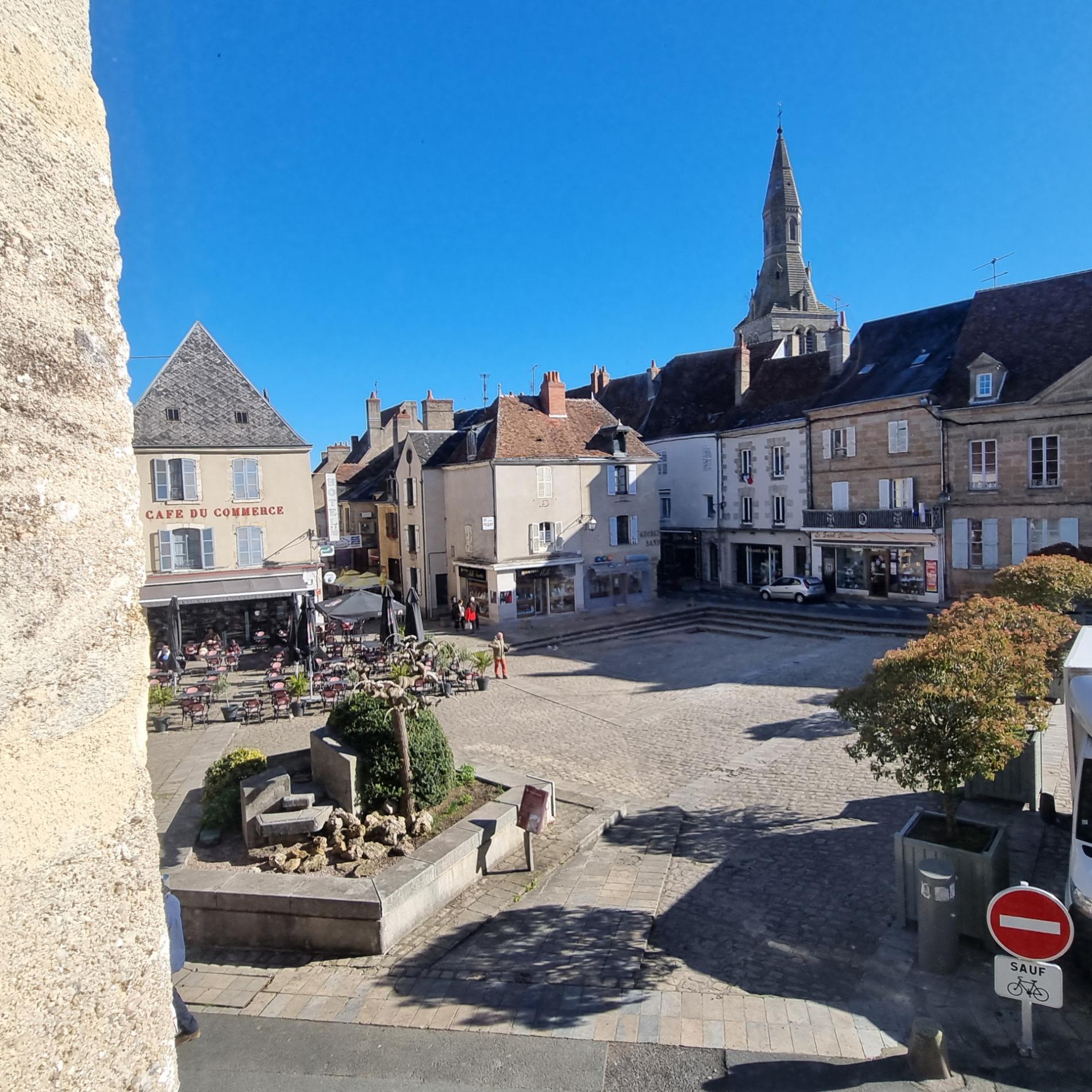 Ensemble de plusieurs appartement en centre ville !
