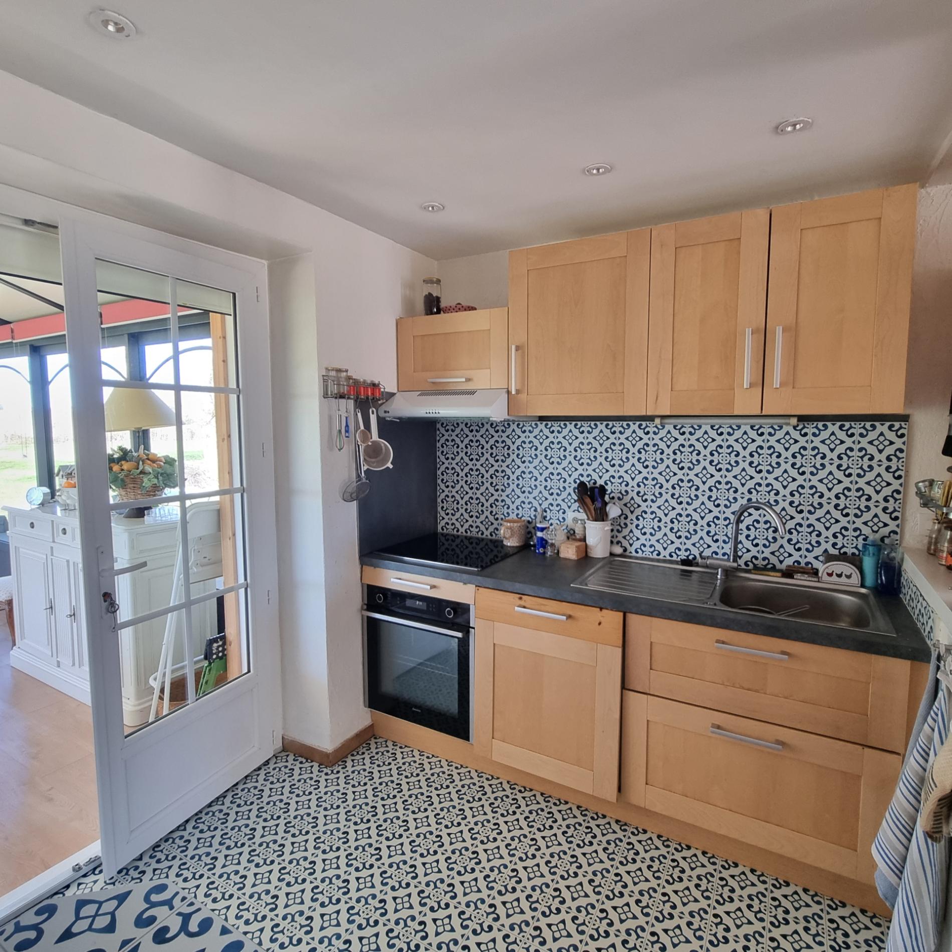 Ensemble de deux maisons d'habitation en excellent état sur 9 900 m2 de terrain !