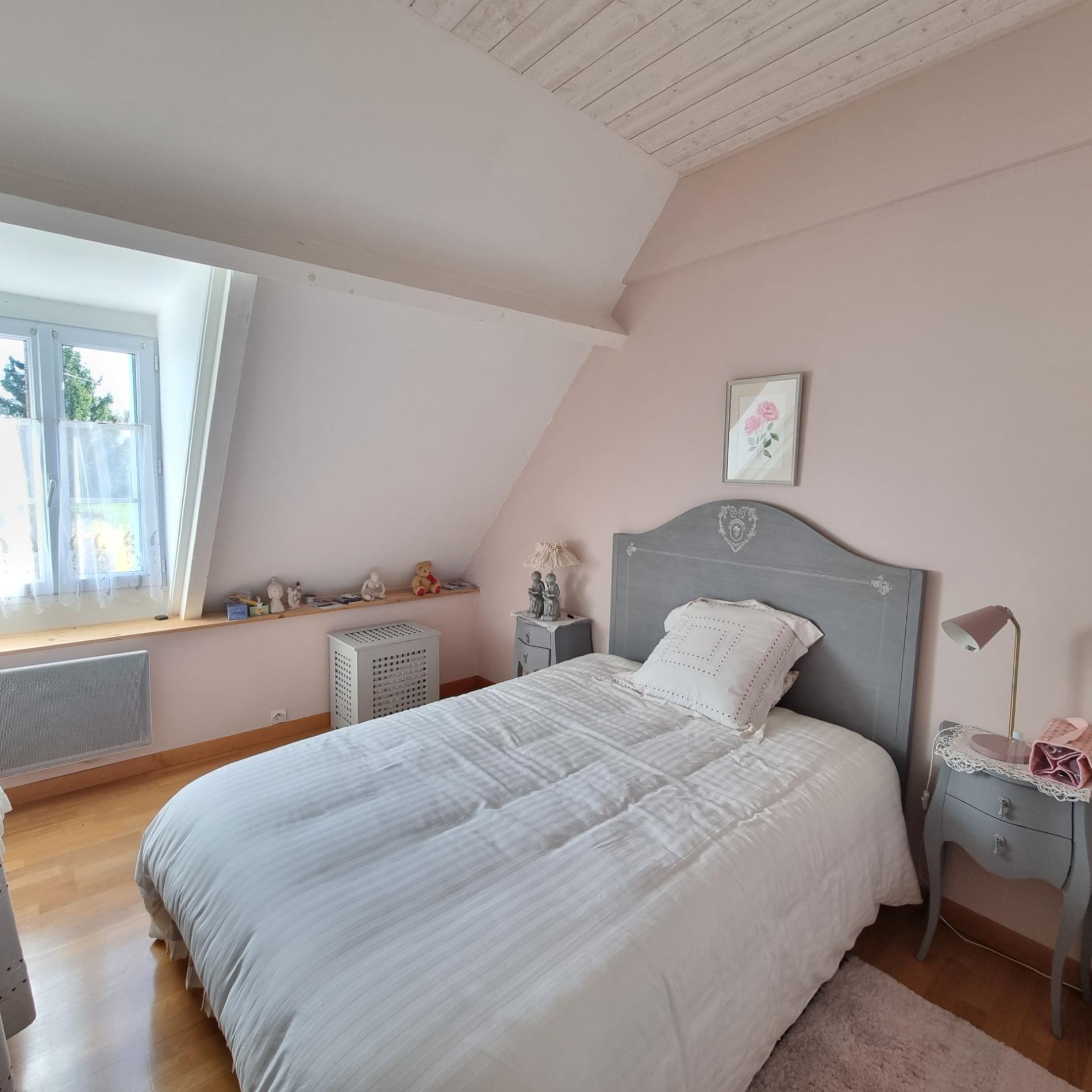 Ensemble de deux maisons d'habitation en excellent état sur 9 900 m2 de terrain !