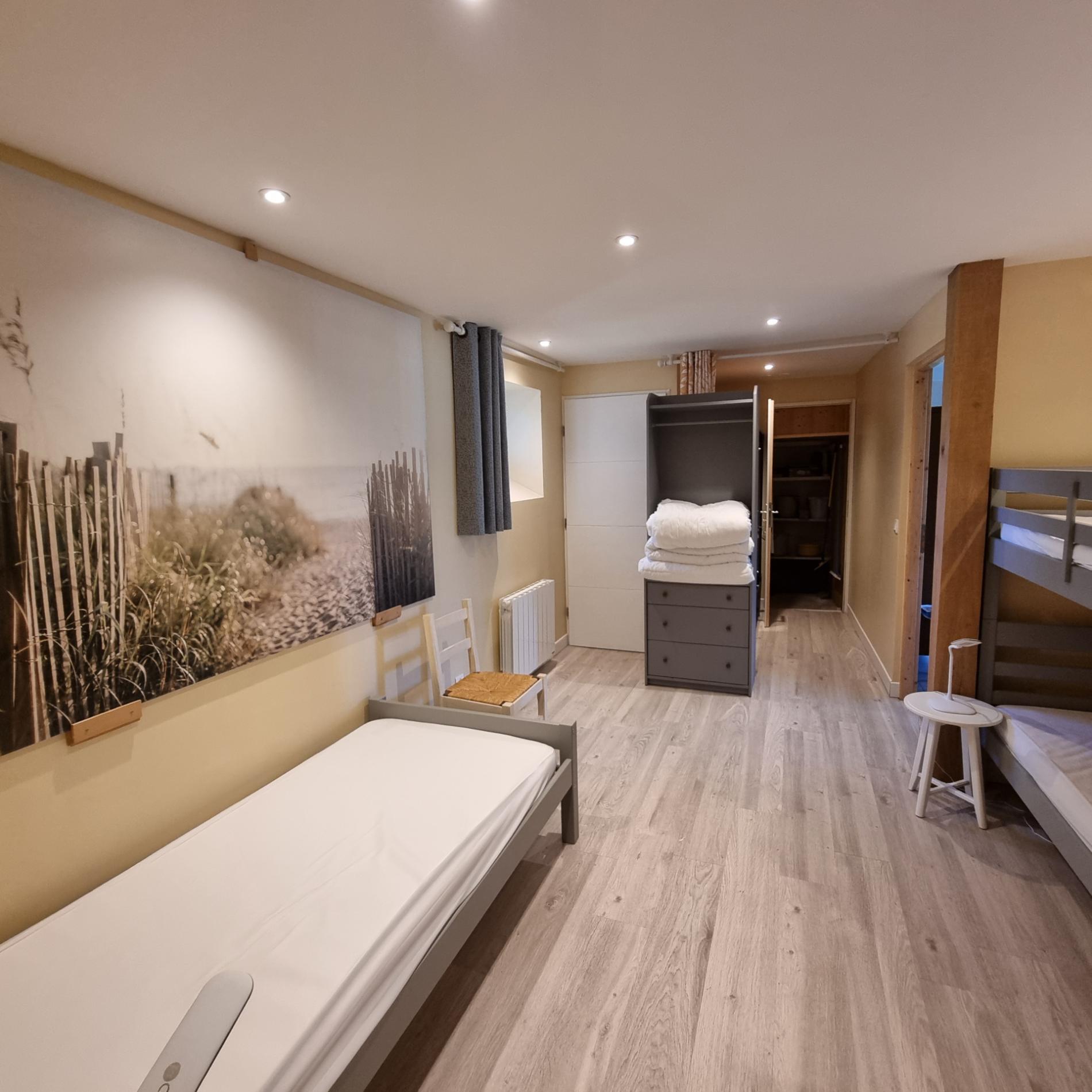 Ensemble de deux maisons d'habitation en excellent état sur 9 900 m2 de terrain !