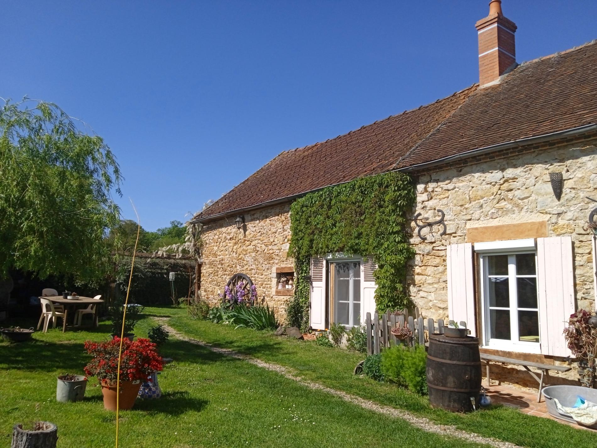 Maison de campagne de plain-pied au calme !