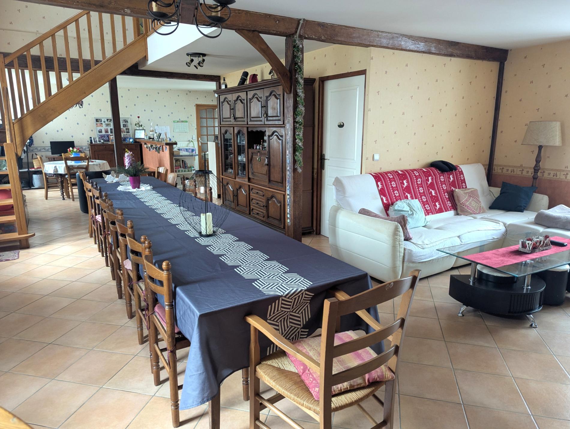 Maison de campagne avec grange à porteau sur 1ha5 !
