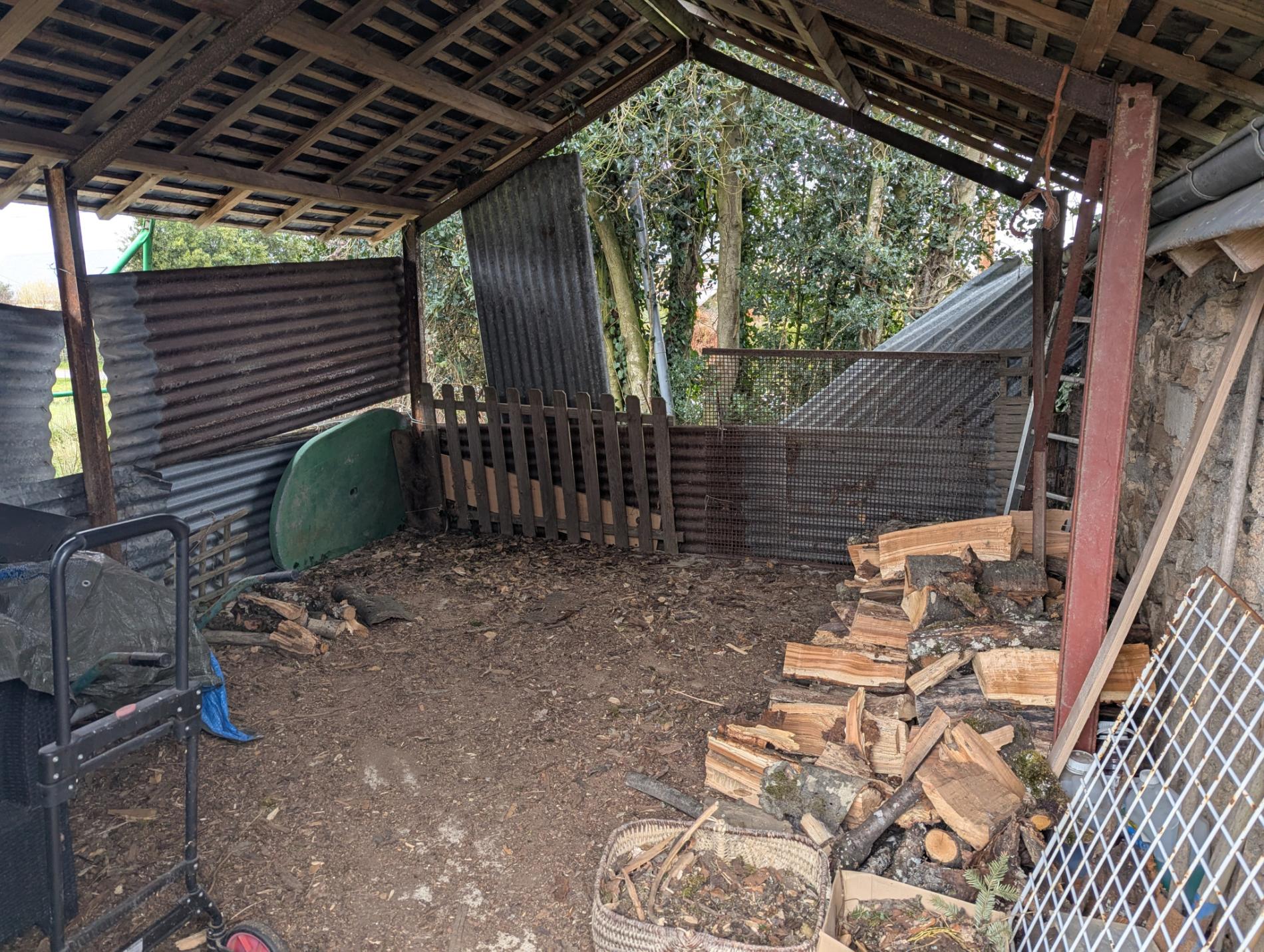 Maison de campagne avec grange à porteau sur 1ha5 !