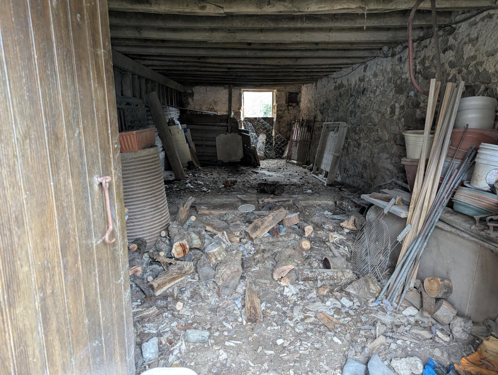 Maison de campagne avec grange à porteau sur 1ha5 !