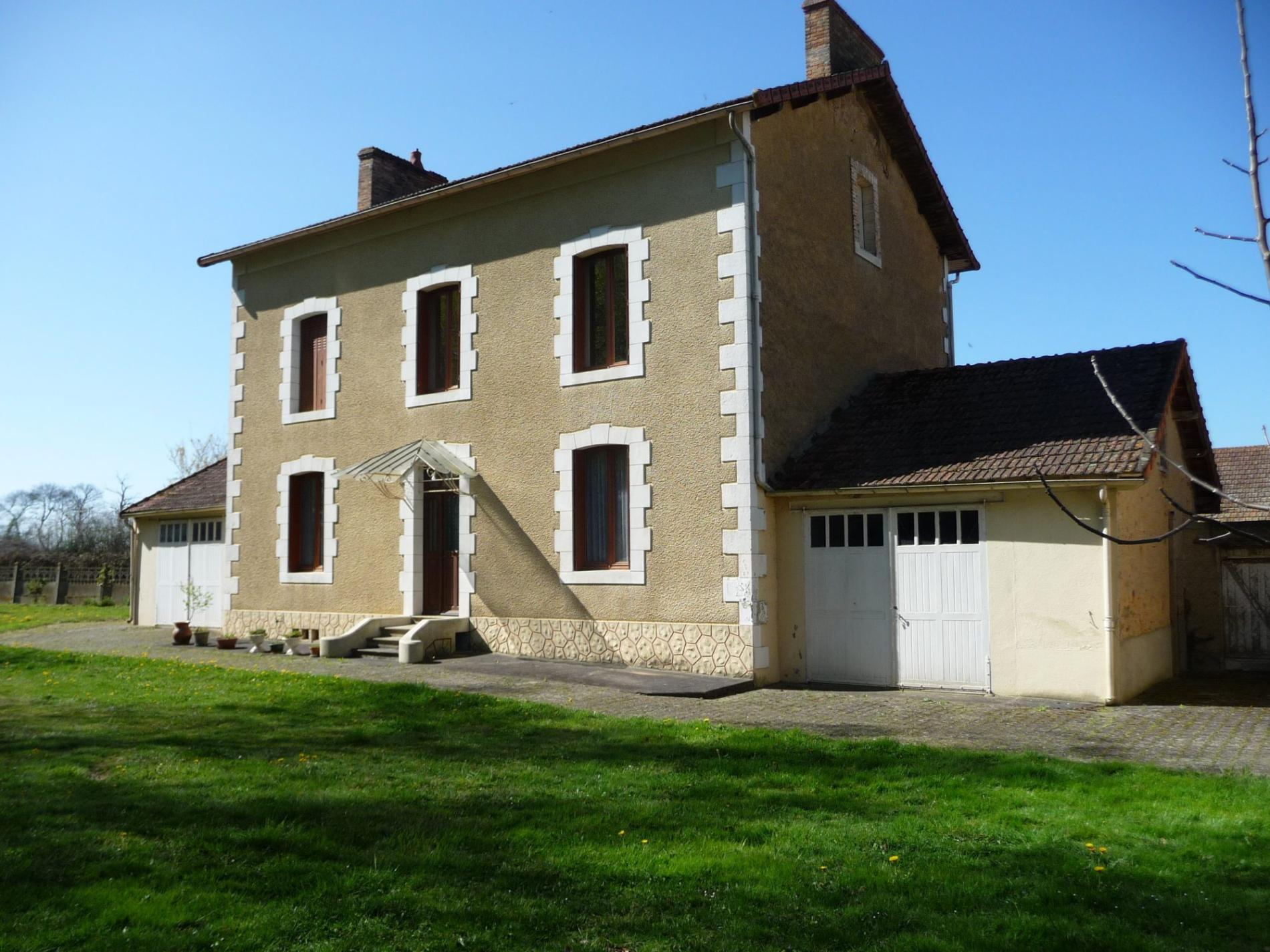 Maison de campagne sur 1,5 ha !