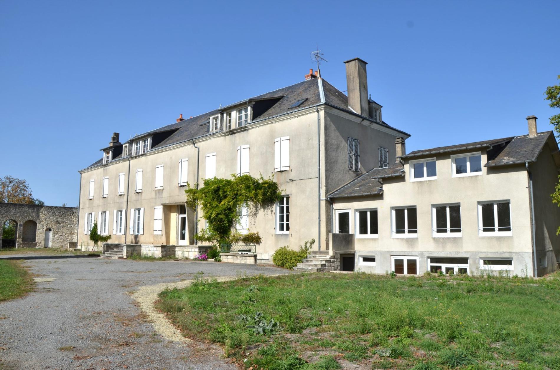 Propriété sur près de 2ha !