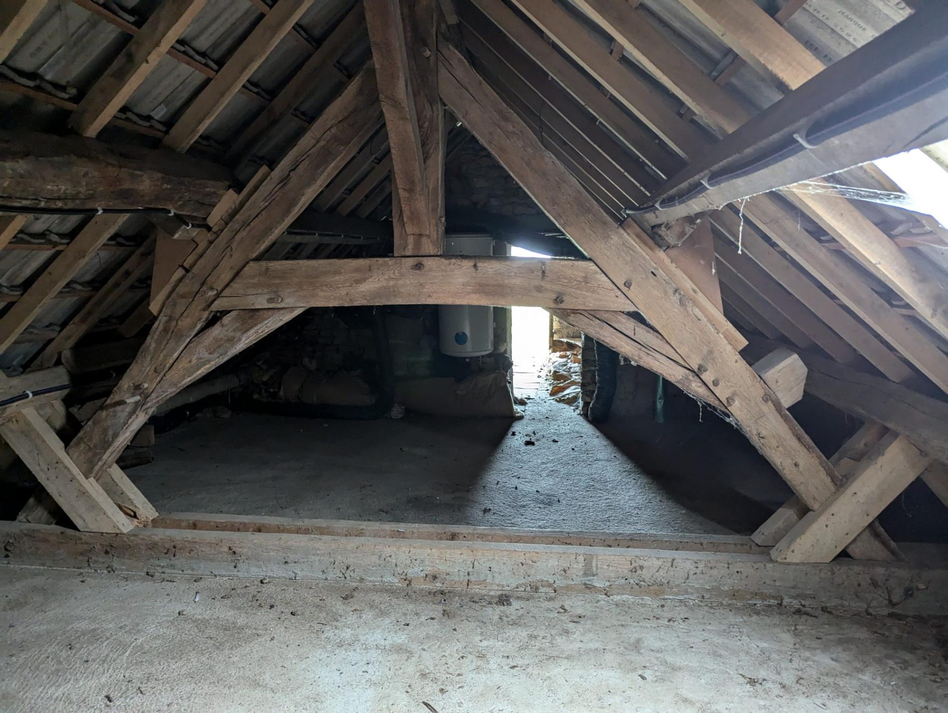 Maison de campagne avec dépendances !