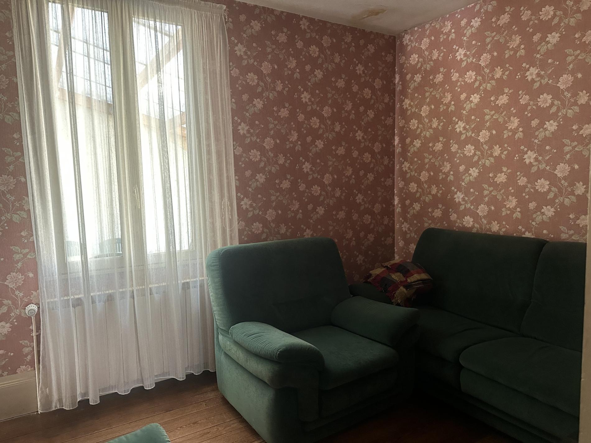 Maison de 107 m2 avec 5285 m2 de terrain