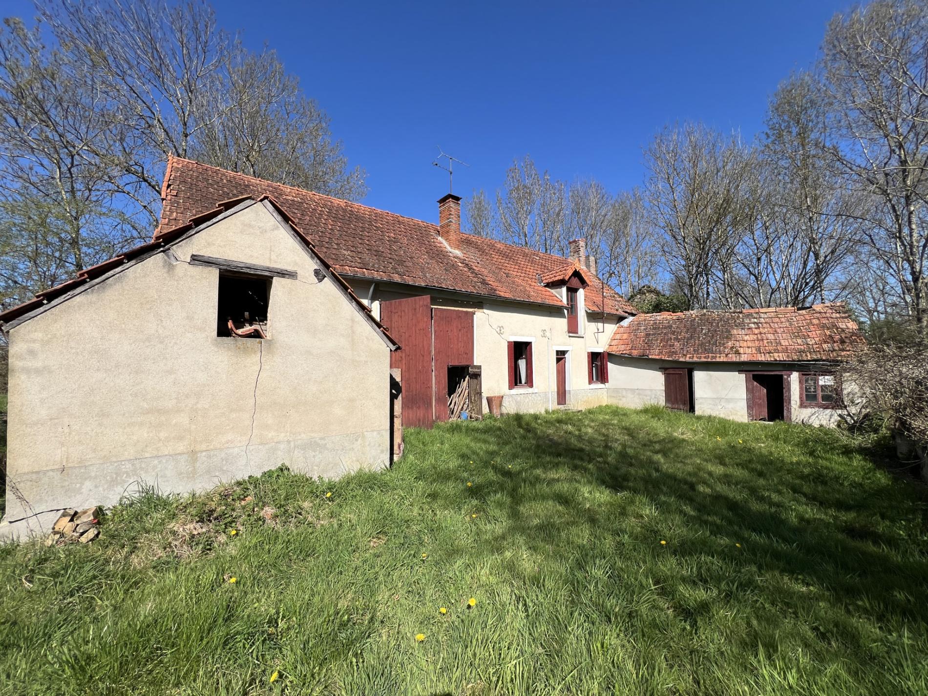 Maison de campagne à plus de 200 m du premier voisin
