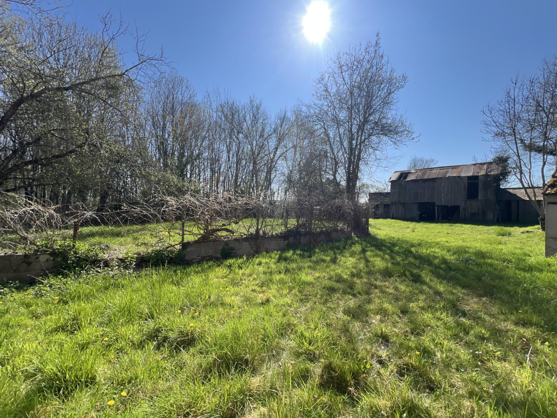 Maison de campagne à plus de 200 m du premier voisin