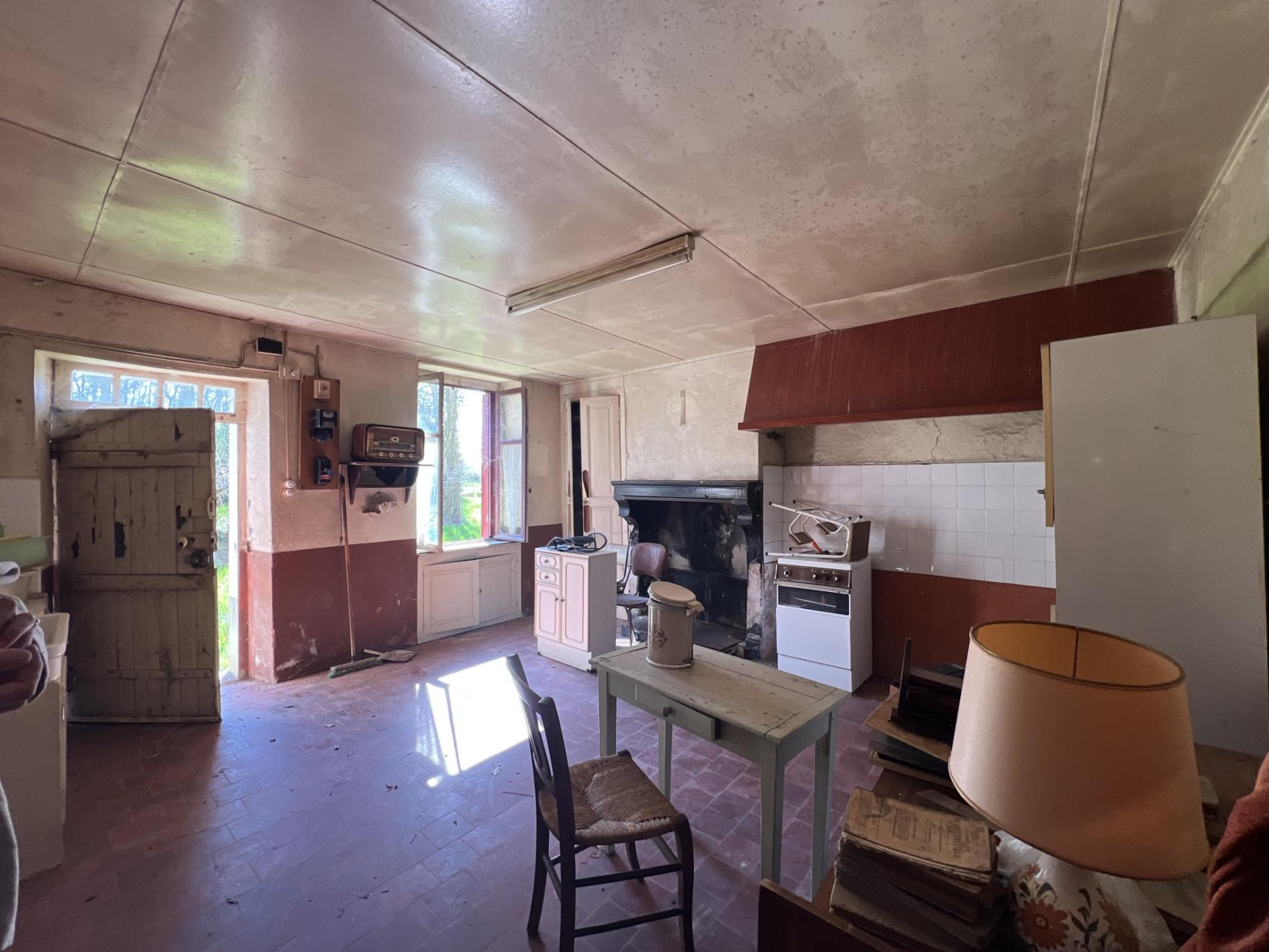 Maison de campagne à plus de 200 m du premier voisin