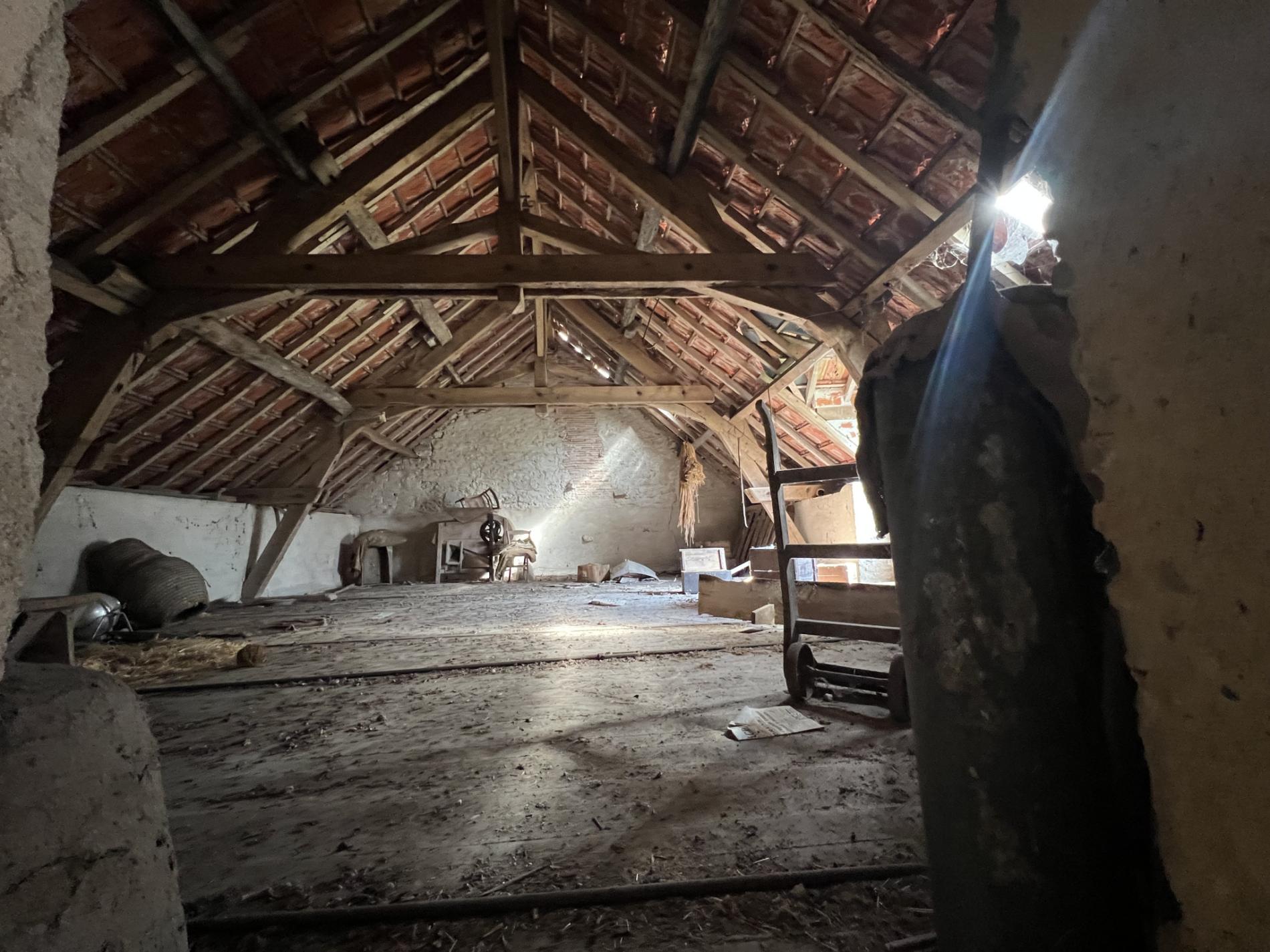 Maison de campagne à plus de 200 m du premier voisin