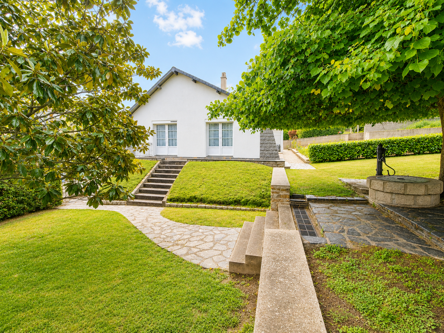 Maison plein centre avec jardin et garage !