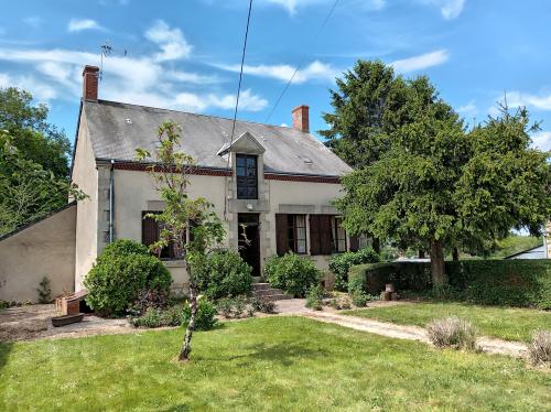 Maison à rénover sur 2.5 ha